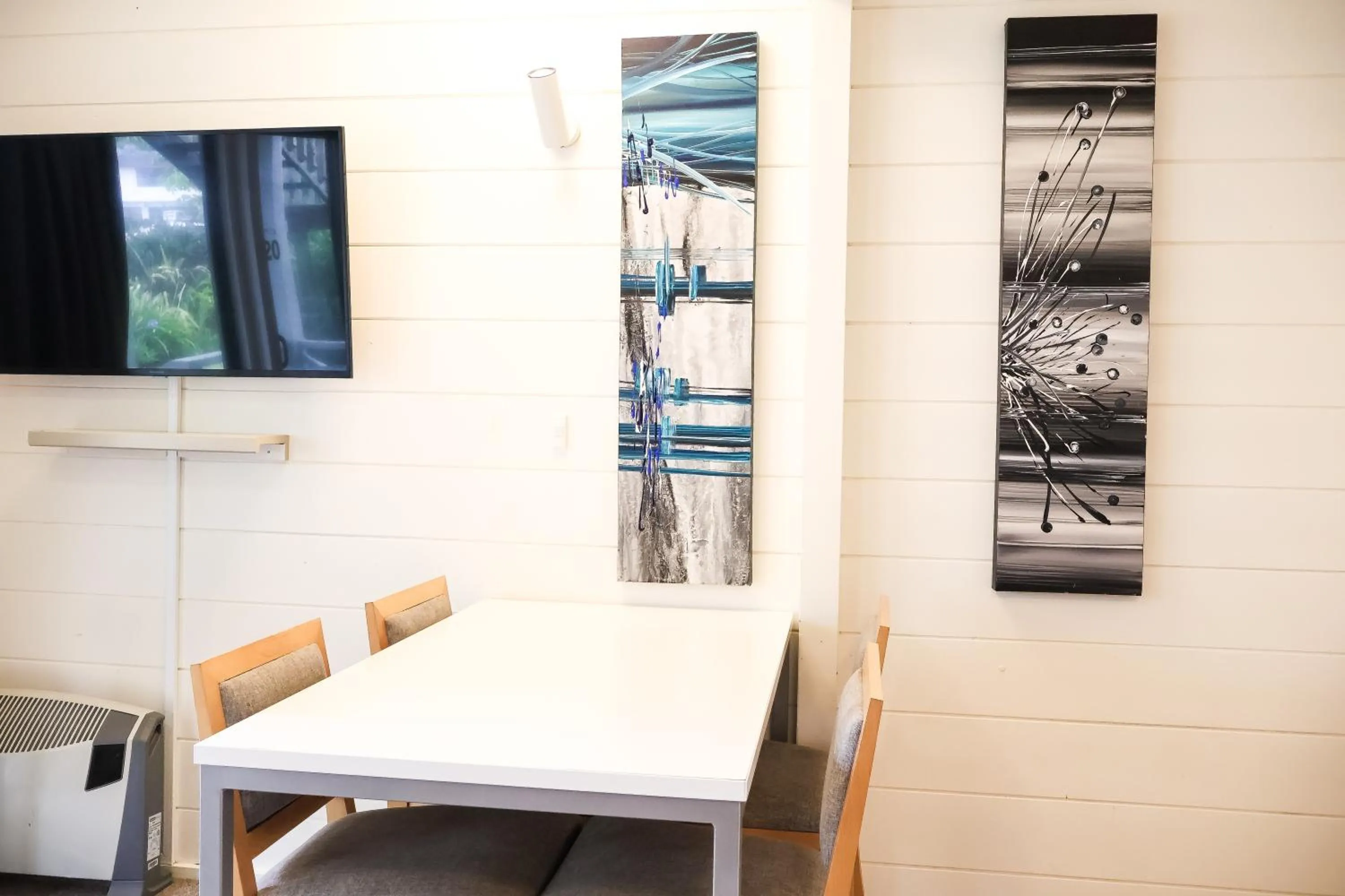 Seating area in Bounty Motel