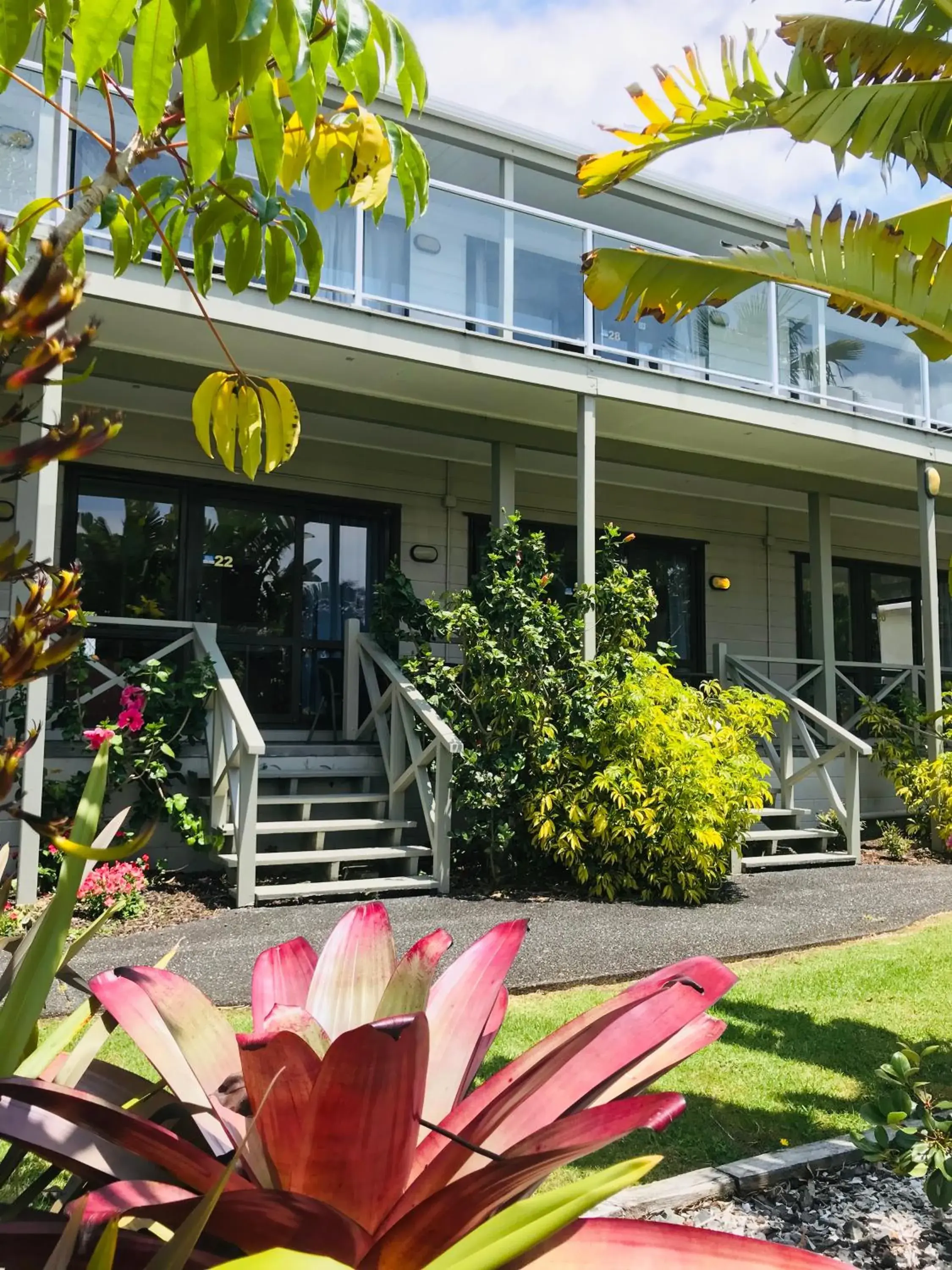 Property building in Bounty Motel Property building in Bounty Motel