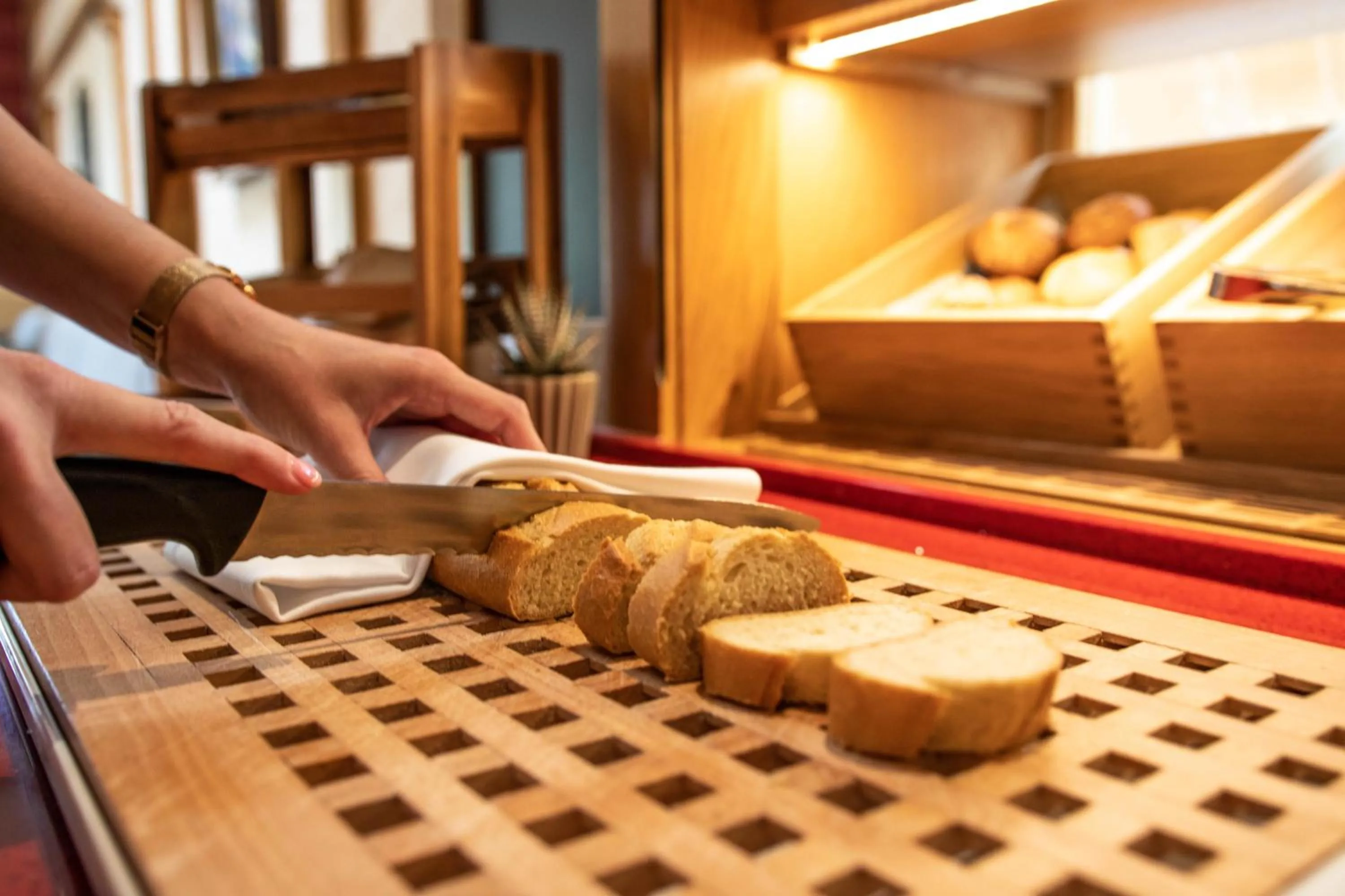 Buffet breakfast in Bundt's Hotel & Gartenrestaurant