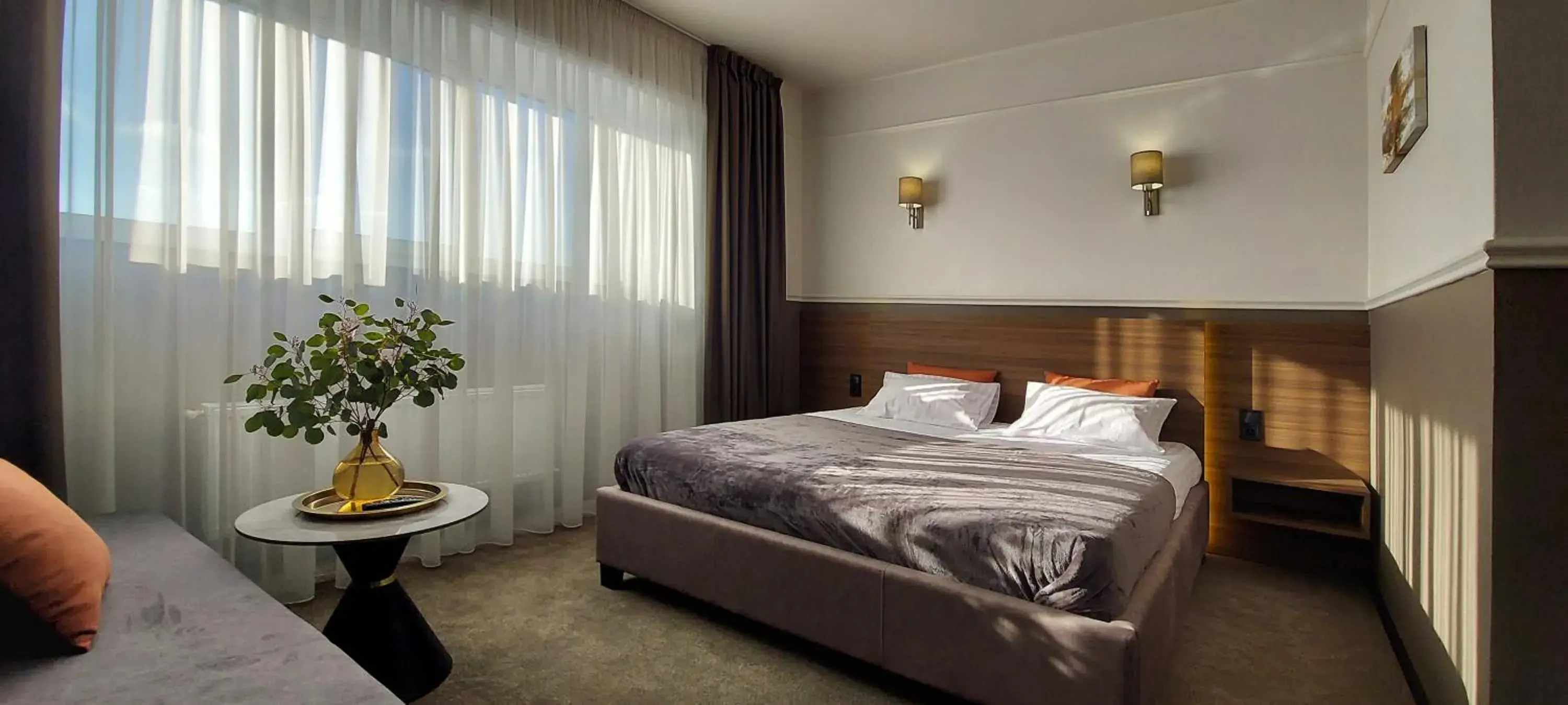 Superior Triple Room in Mini Hotel on Brovarskaya Superior Triple Room in Mini Hotel on Brovarskaya