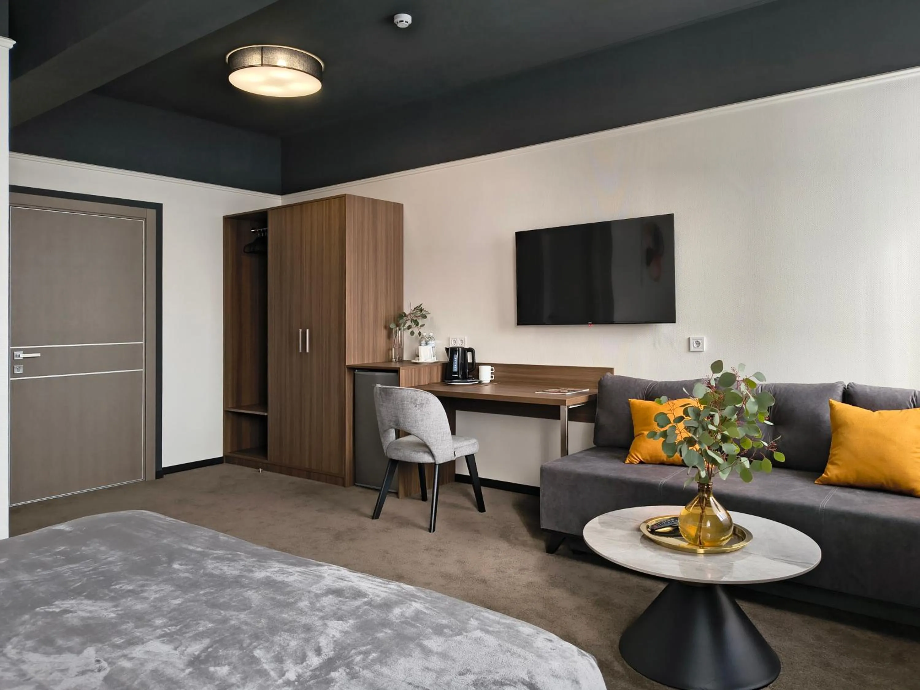 Bed in Mini Hotel on Brovarskaya