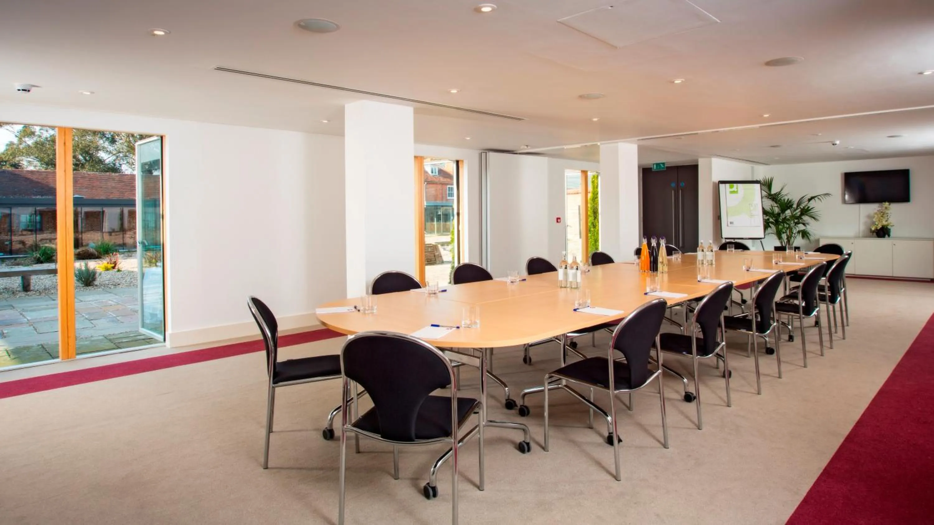 Business facilities in Lifehouse Spa And Hotel