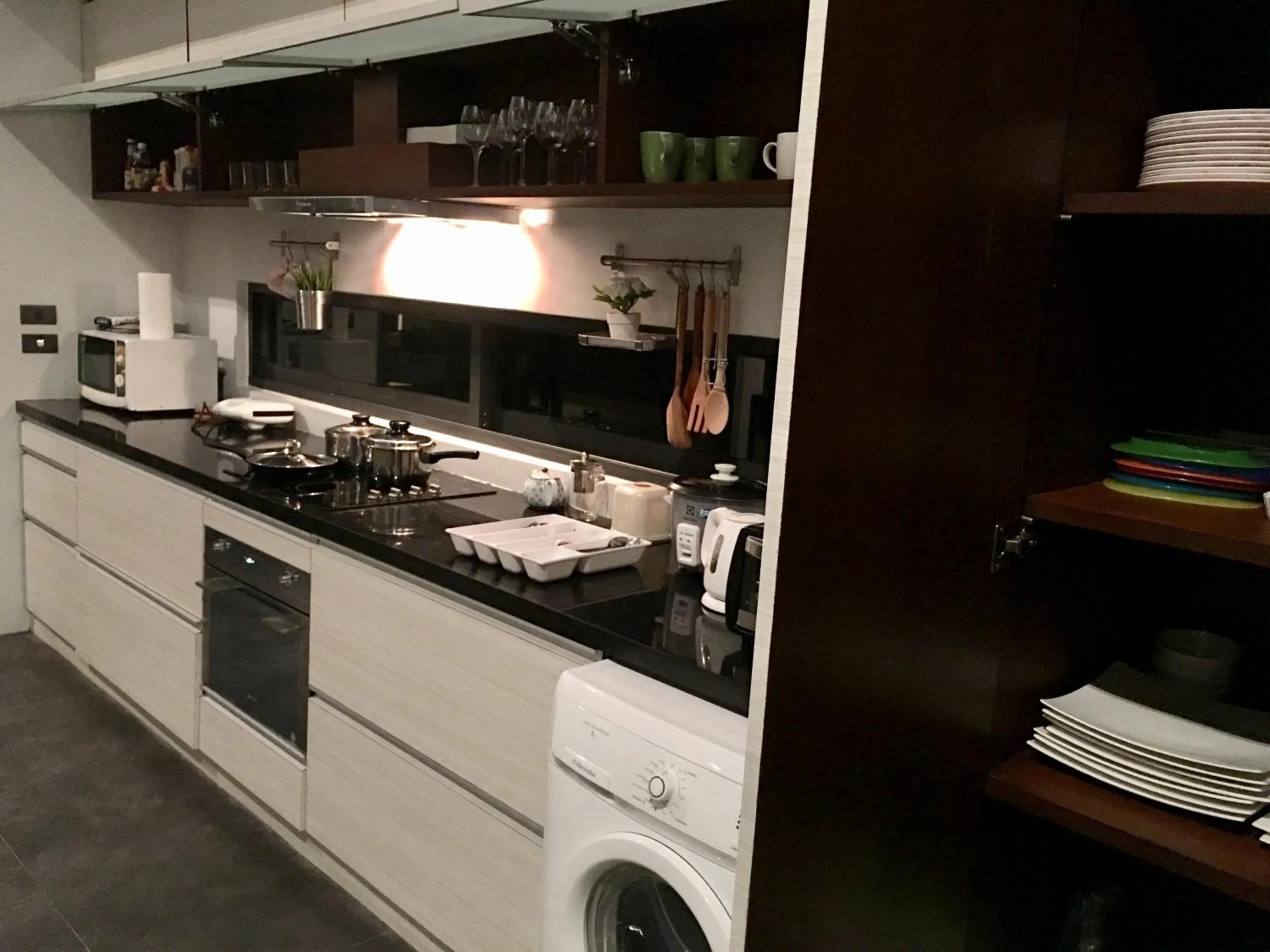 Kitchen or kitchenette in Annie Villa at Khao Yai