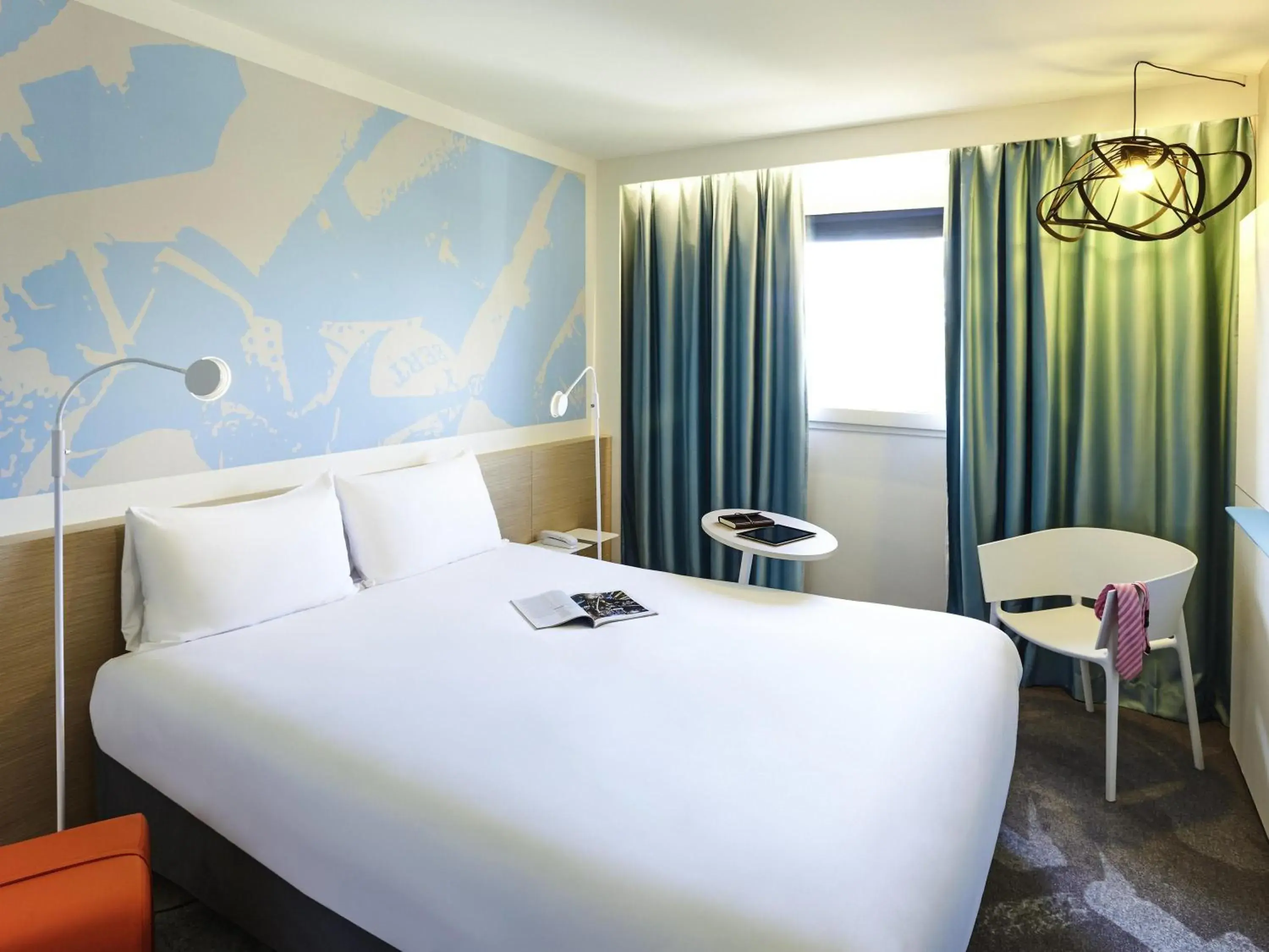 Bedroom, Bed in ibis Styles Toulouse Nord Sesquieres Bedroom, Bed in ibis Styles Toulouse Nord Sesquieres