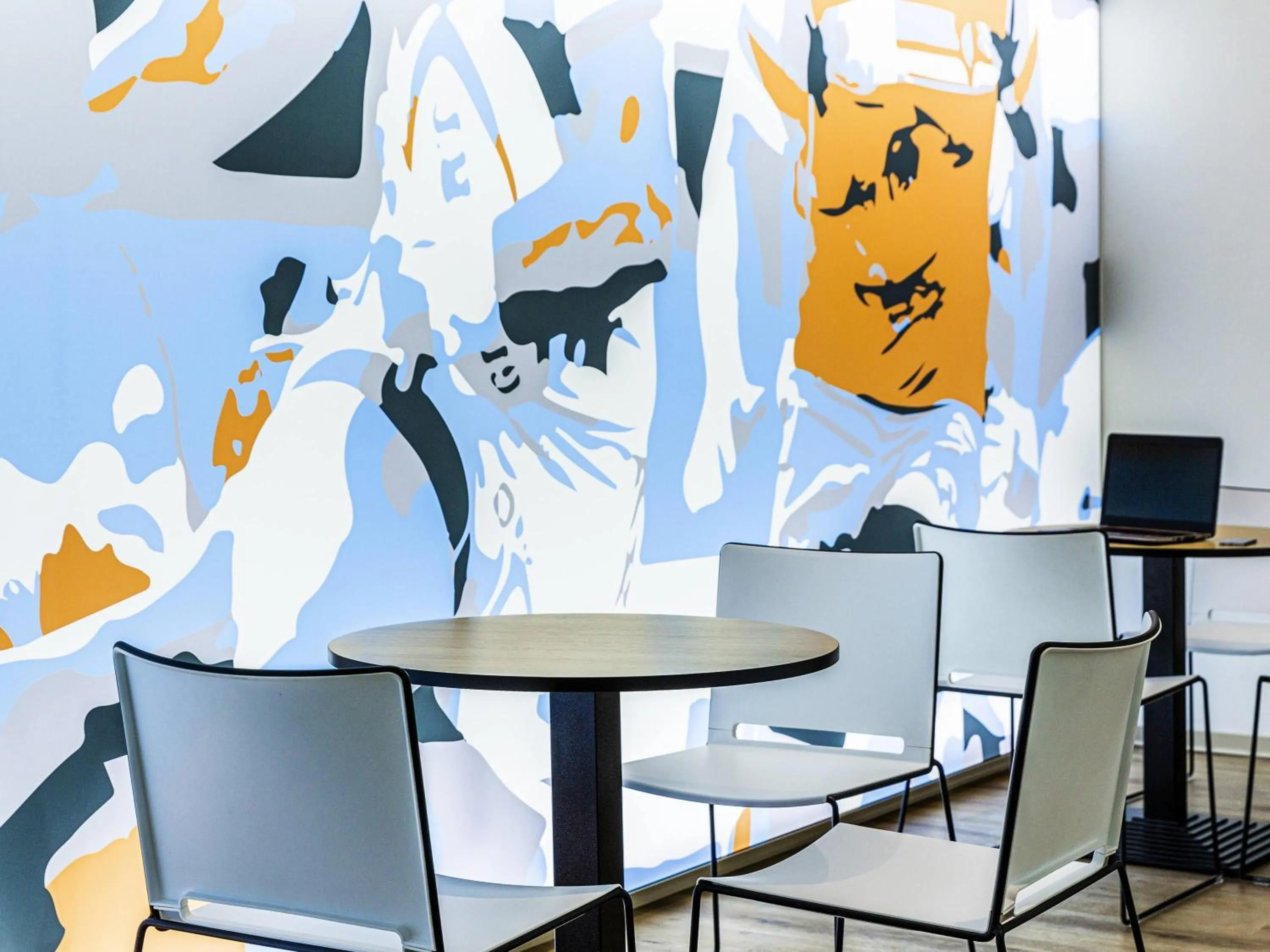 Property building in ibis Styles Toulouse Nord Sesquieres