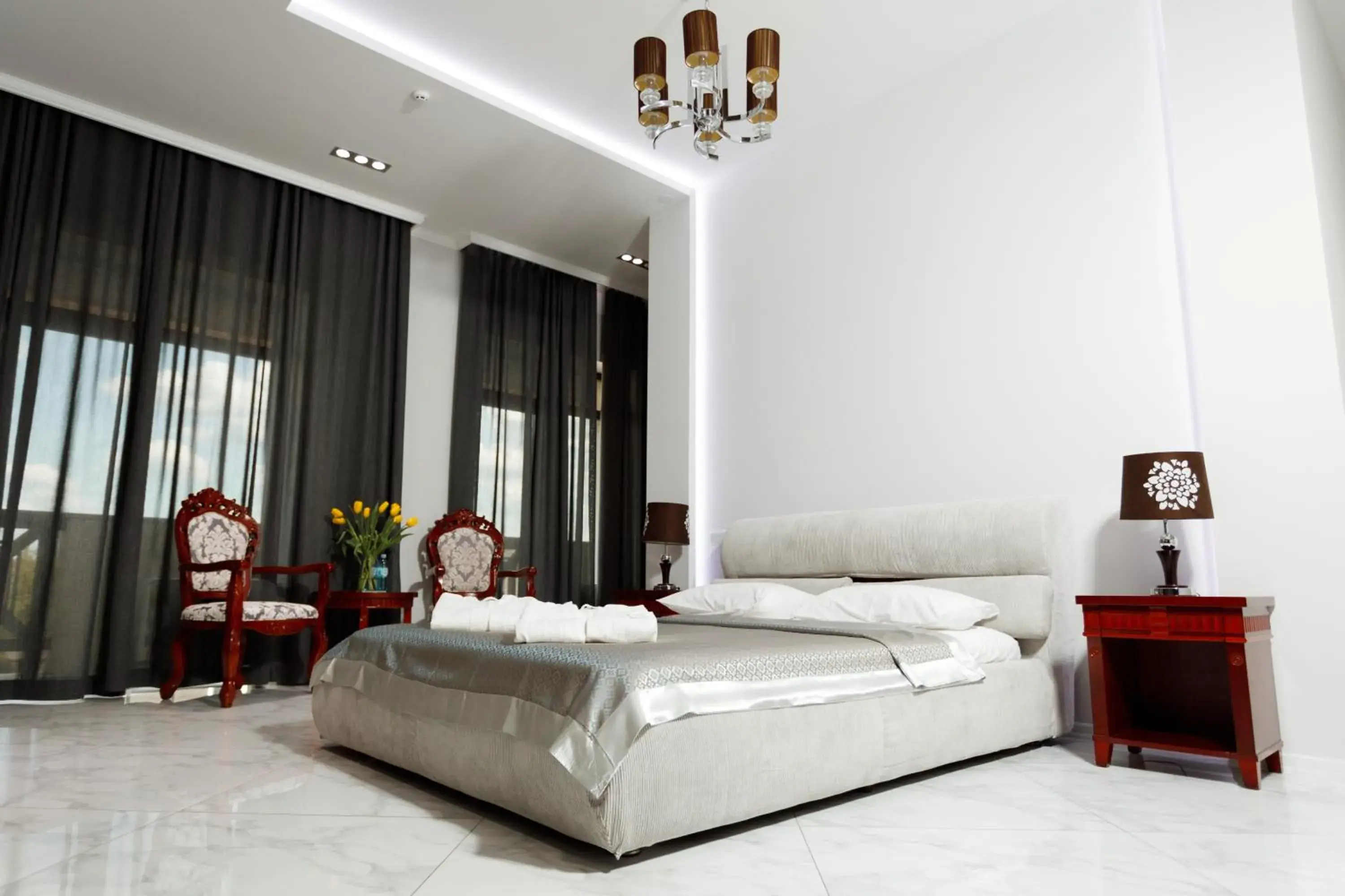Deluxe Double Room with Balcony in Giowine Hotel & Restaurant Deluxe Double Room with Balcony in Giowine Hotel & Restaurant