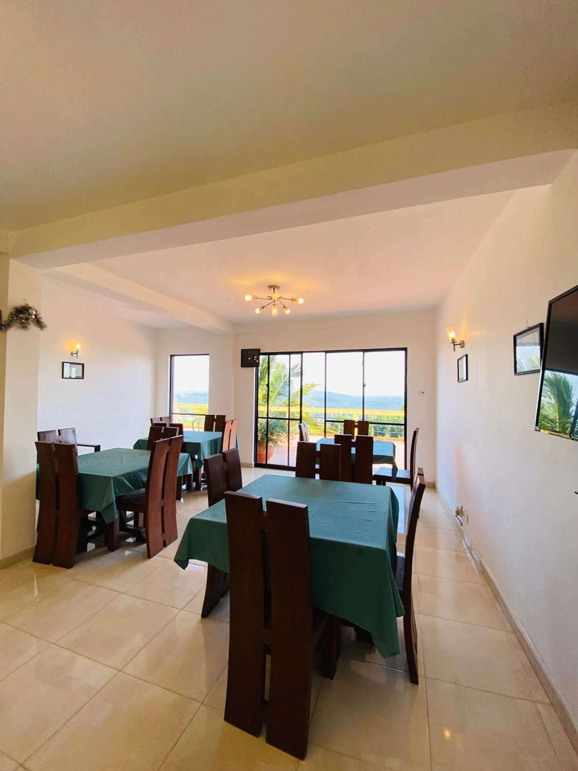 Kandy Highland Unique Hotel