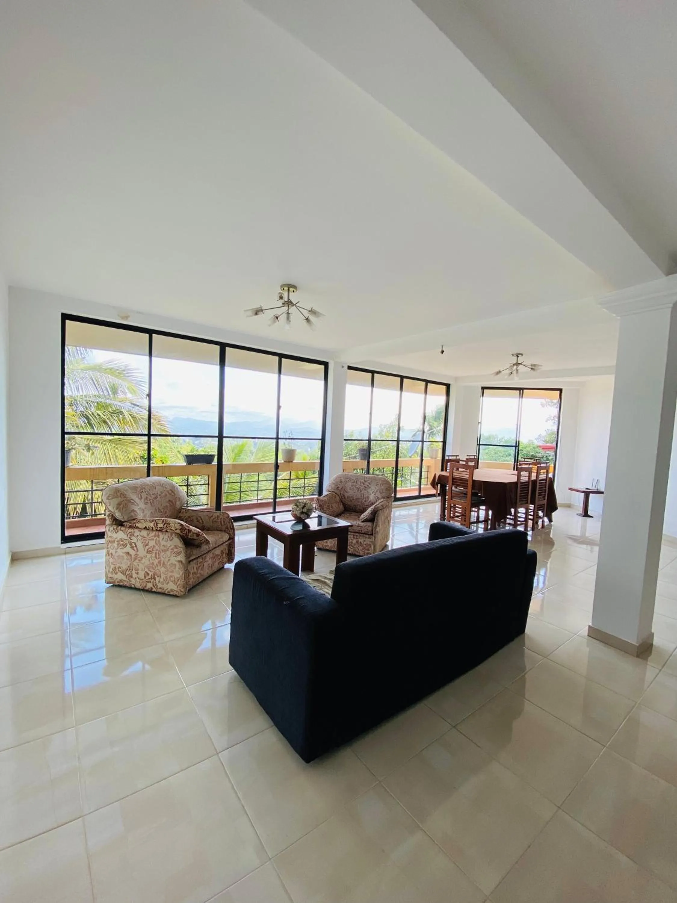 Kandy Highland Unique Hotel