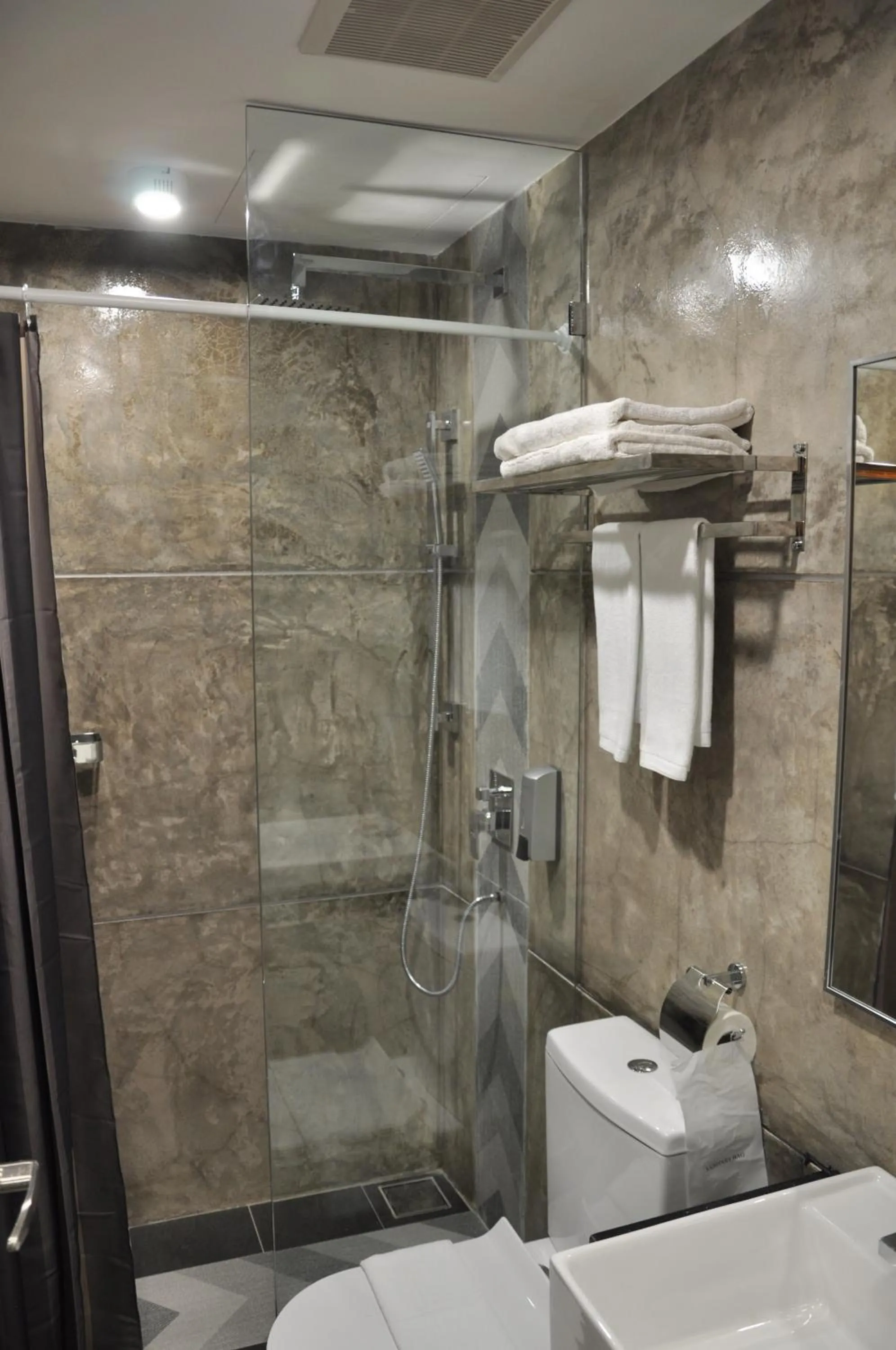 Valya Hotel, Kuala Terengganu