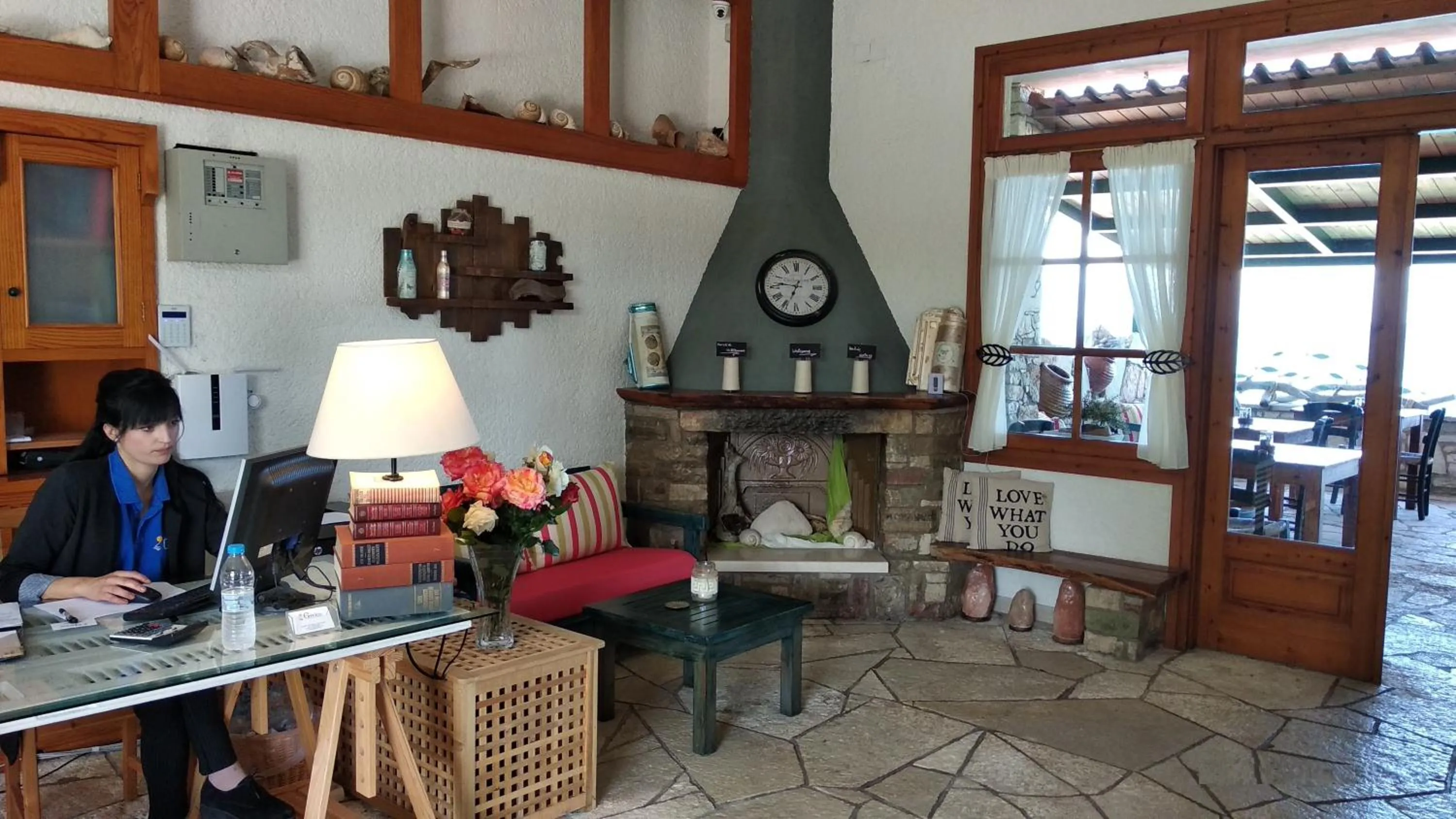 Lobby or reception in Grekis Beach Hotel and Apartments