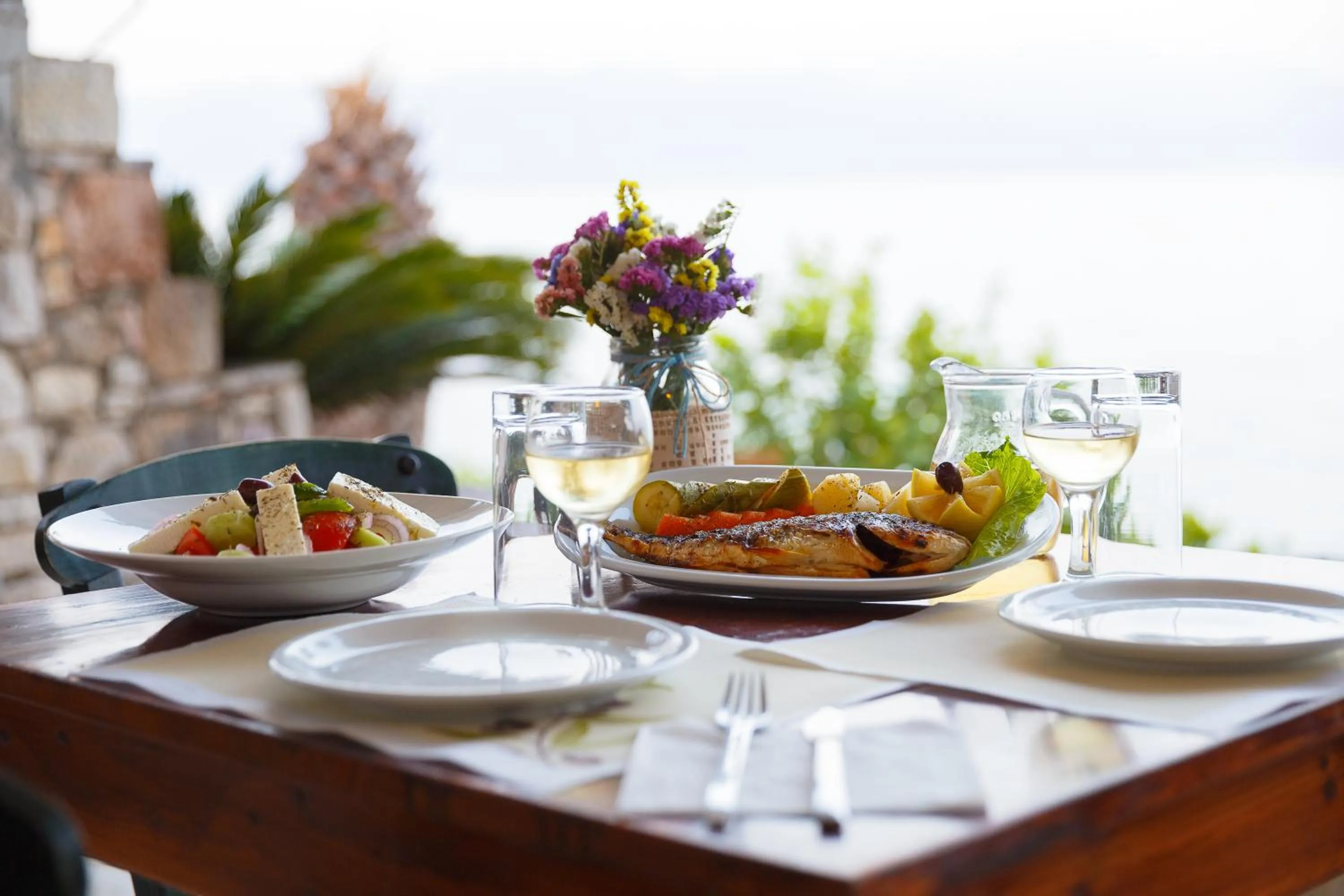 Dining area in Grekis Beach Hotel and Apartments