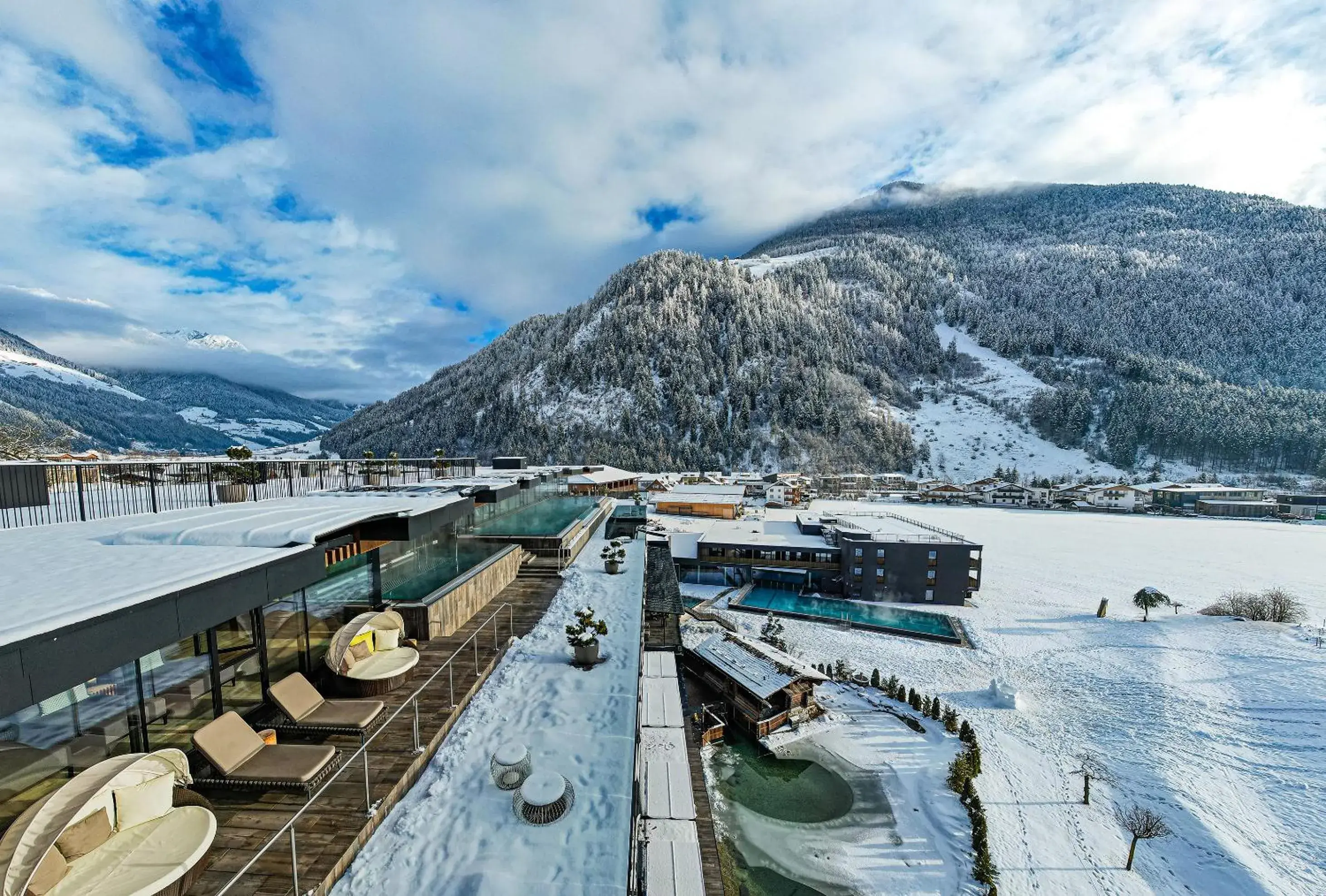 Alpine Luxury SPA Resort Schwarzenstein Alpine Luxury SPA Resort Schwarzenstein
