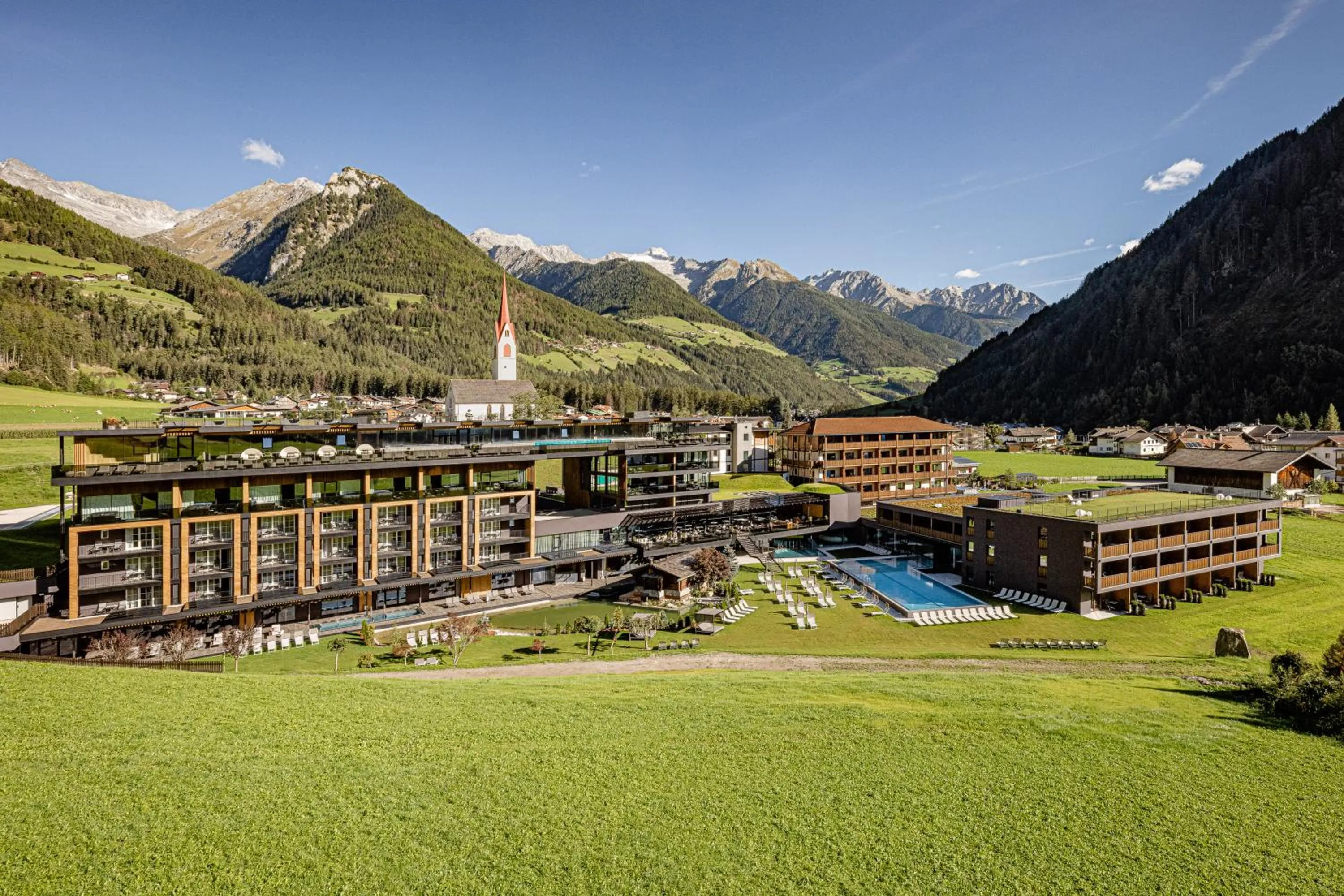 Property building in Alpine Luxury SPA Resort Schwarzenstein