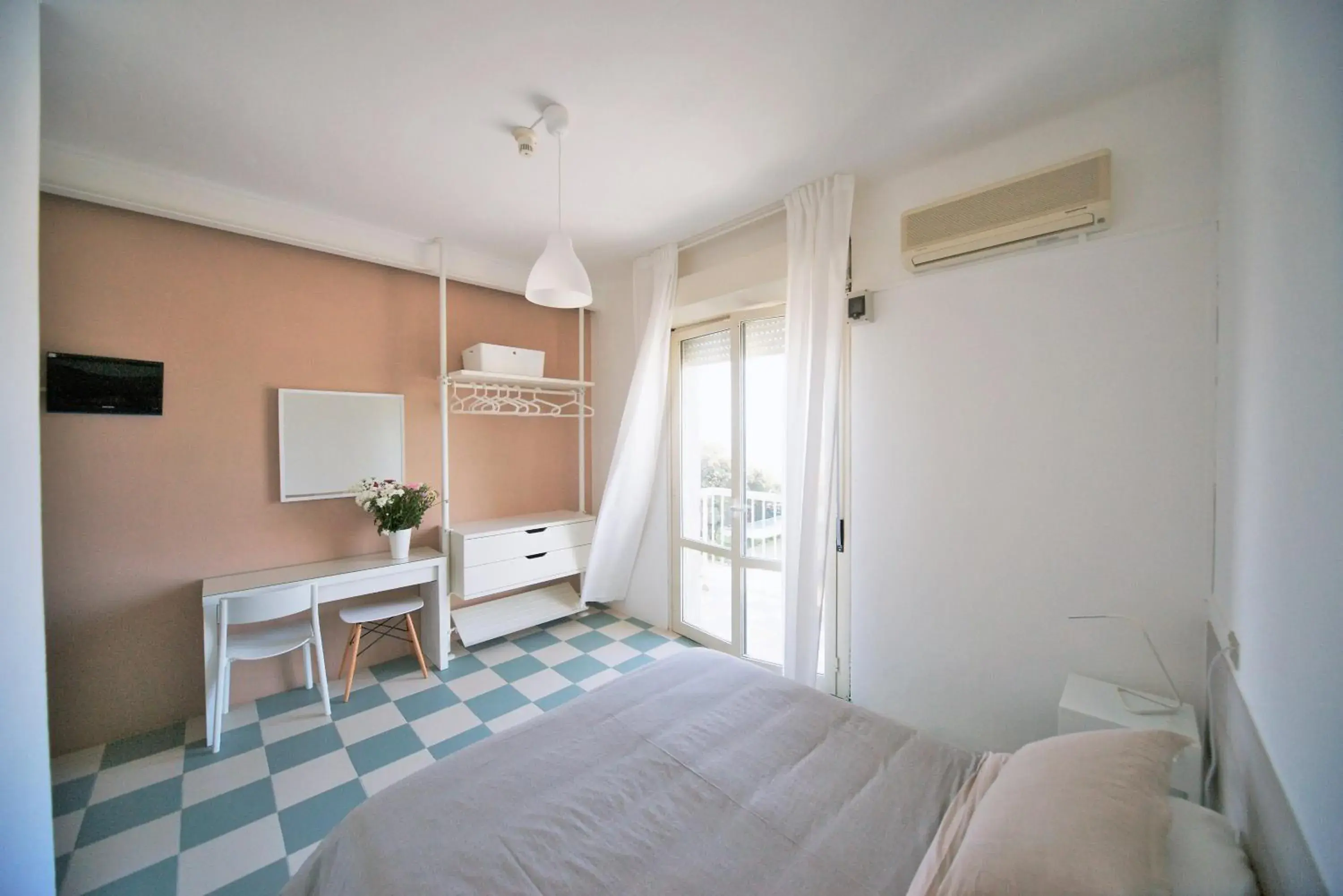 Double or Twin Room with Sea View in Hotel Happy Double or Twin Room with Sea View in Hotel Happy