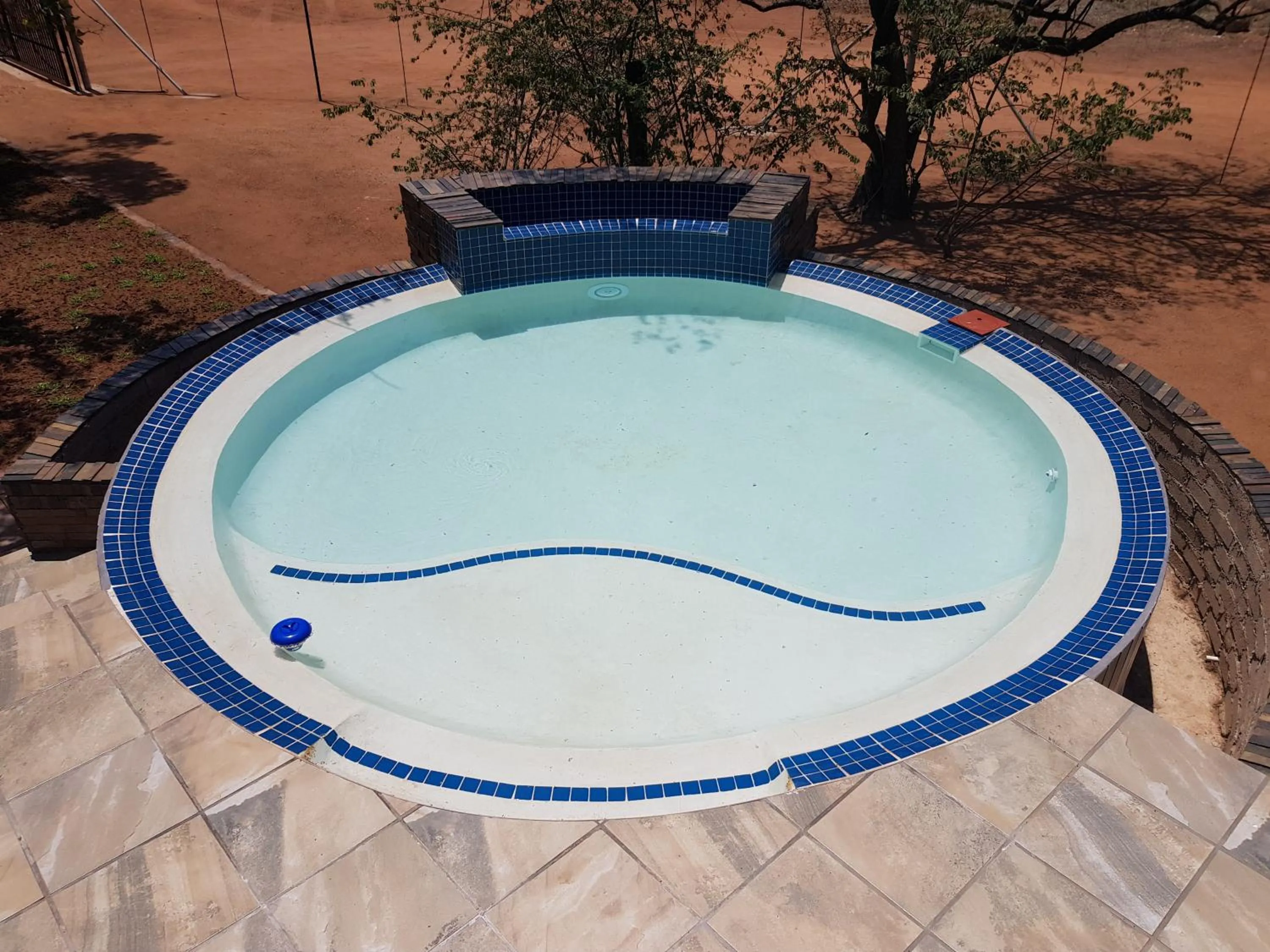 Swimming pool in Cottage Lenise