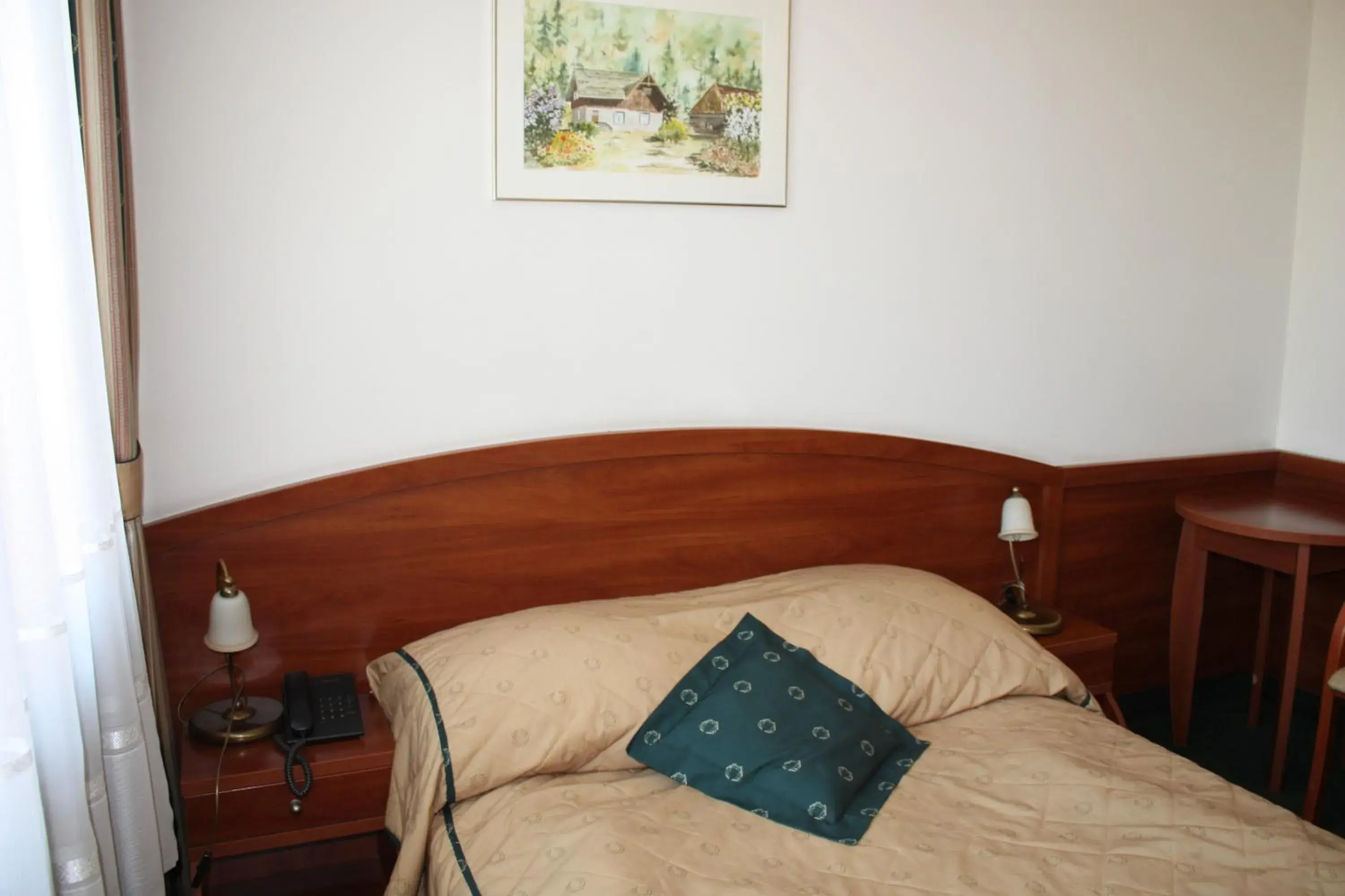 Single Room in Hotel Saol Single Room in Hotel Saol