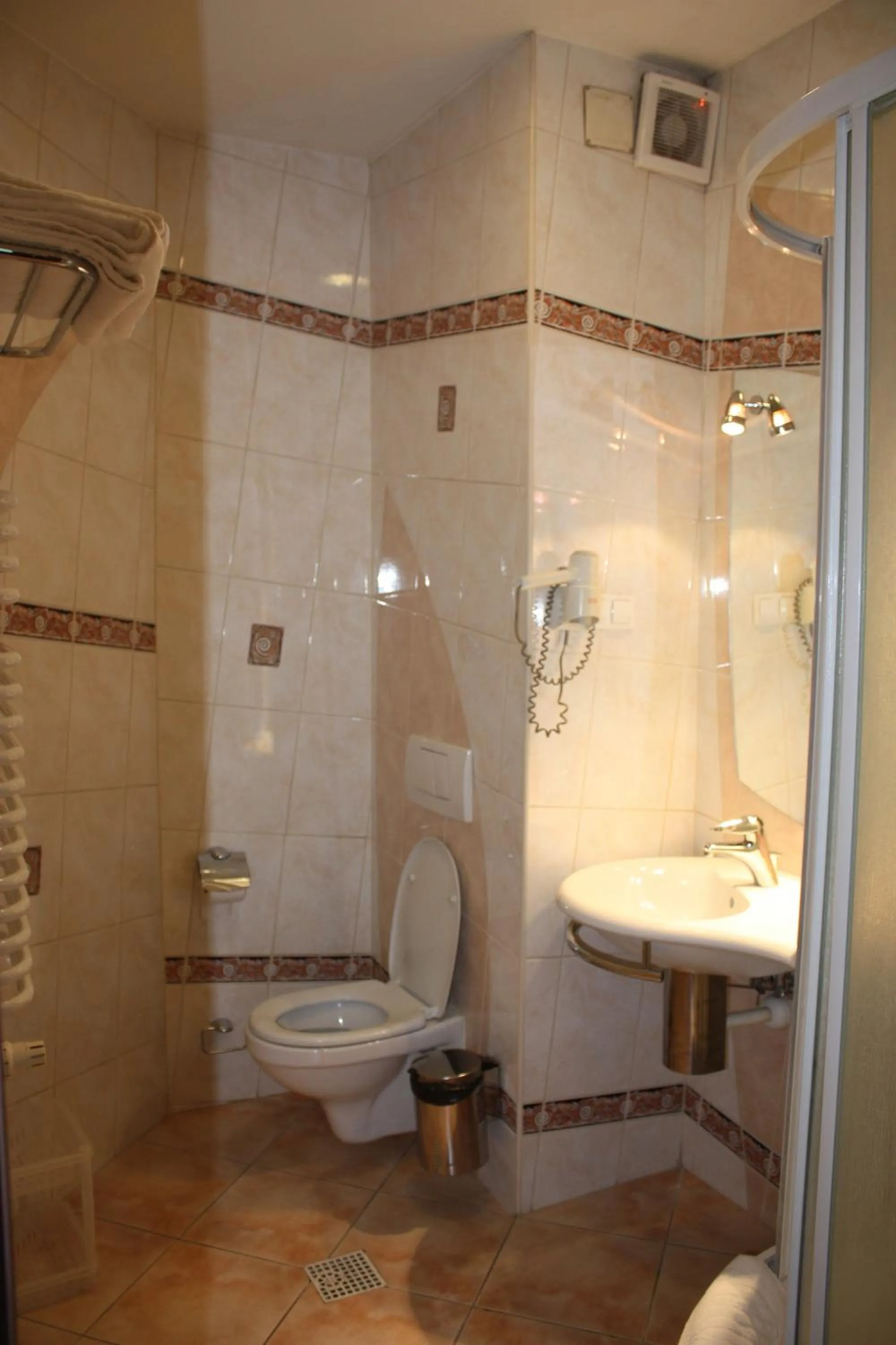 Bathroom in Hotel Saol