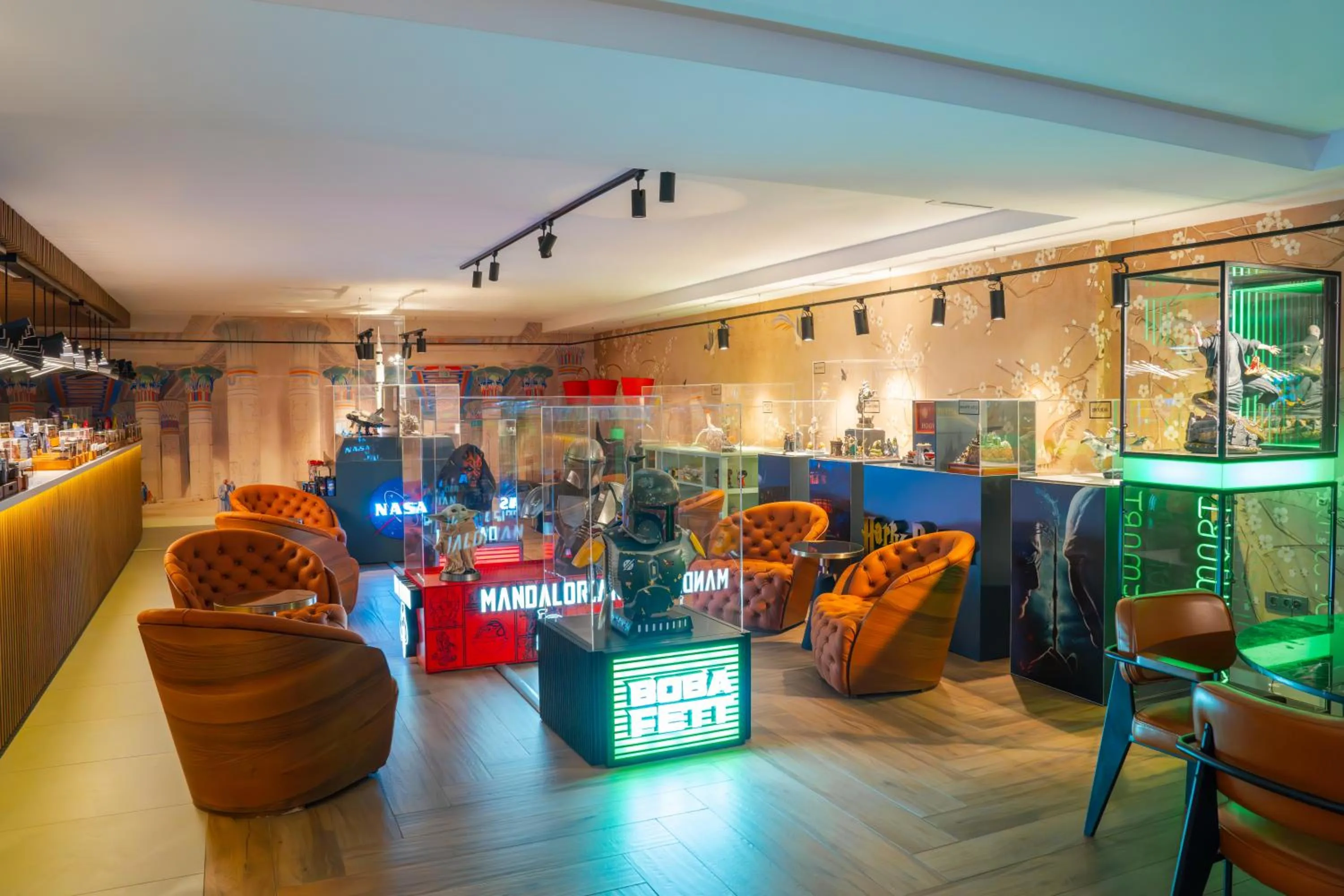 Seating area in Vespia Hotel