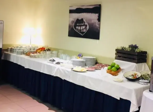 Breakfast in Hotel Arcea Villaviciosa Breakfast in Hotel Arcea Villaviciosa