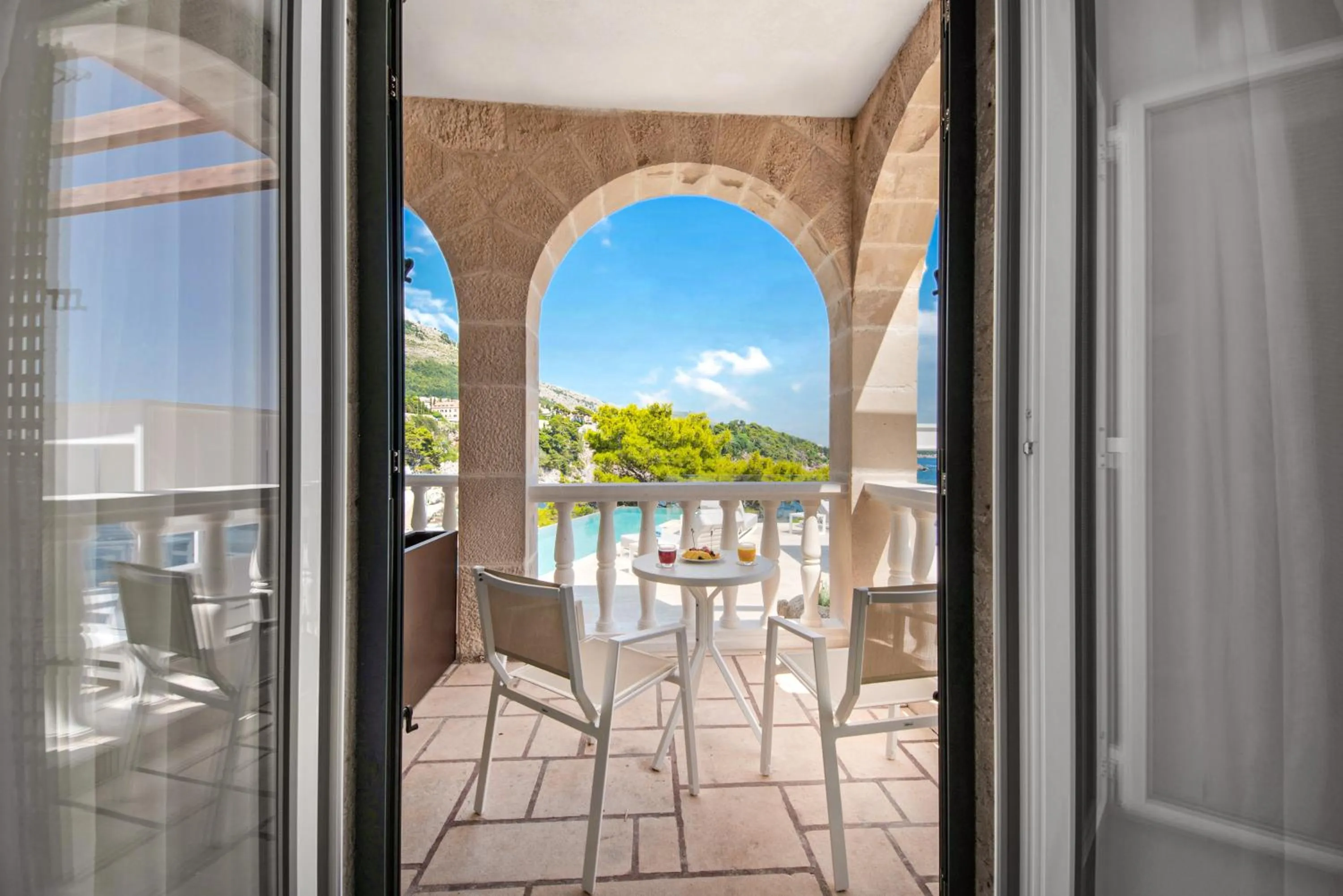 Day in Villa Orabelle