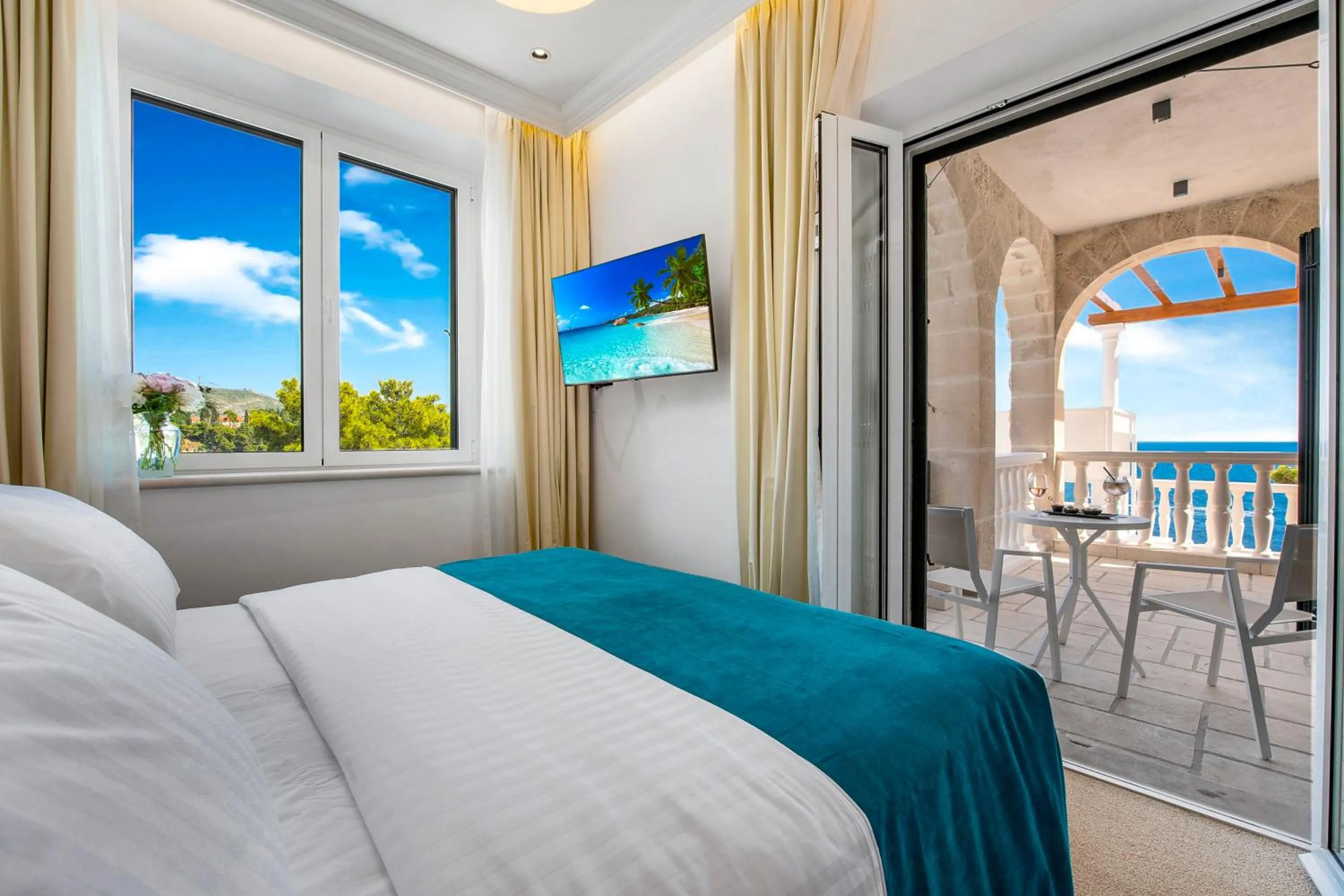 Bed in Villa Orabelle