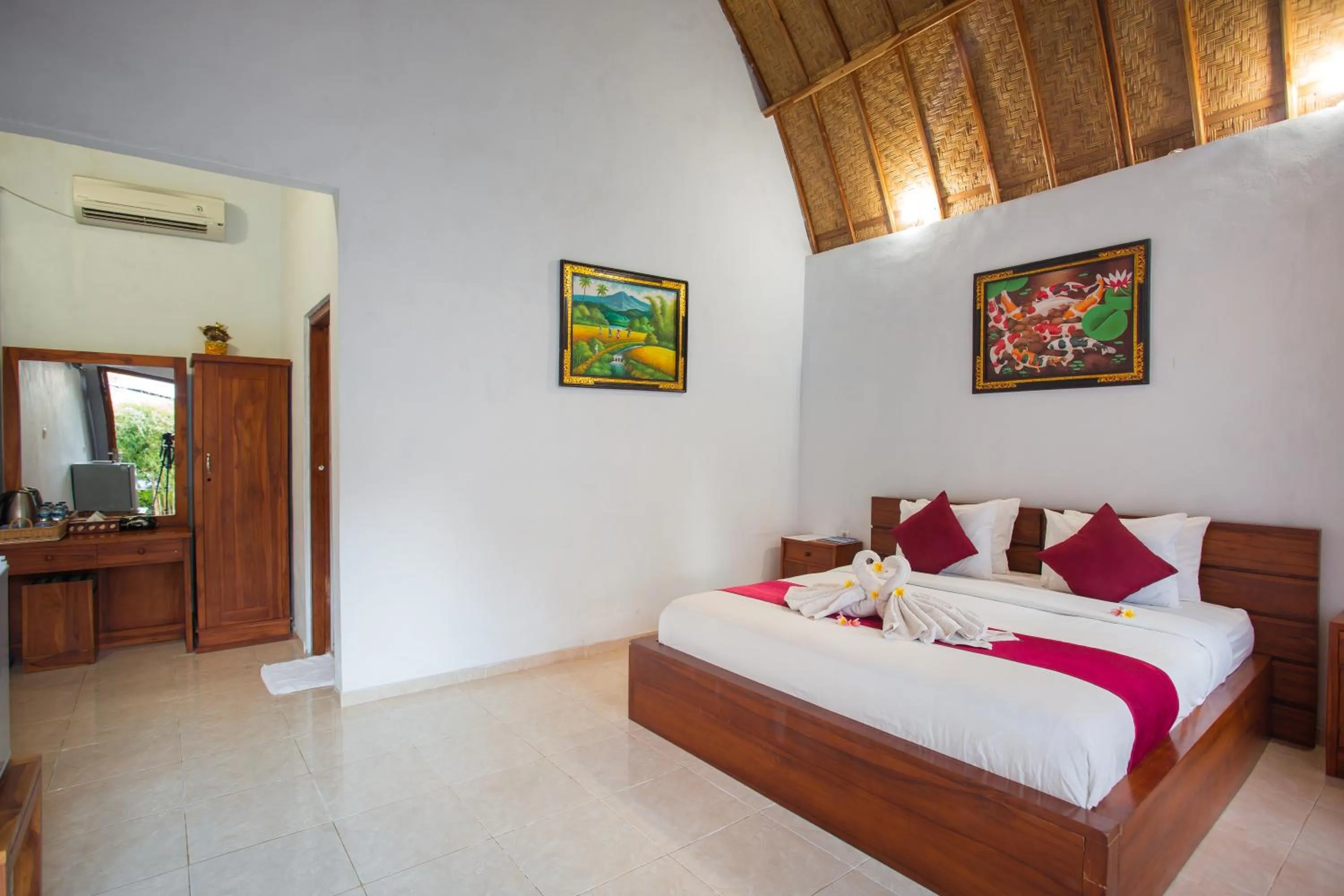 Bed in Jona Bungalow