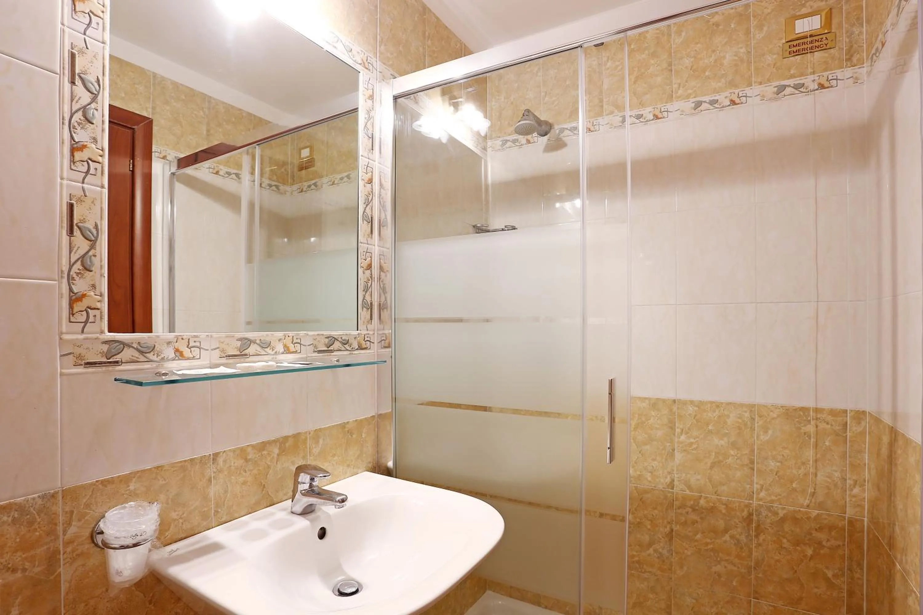 Bathroom in Adorasuite B&B