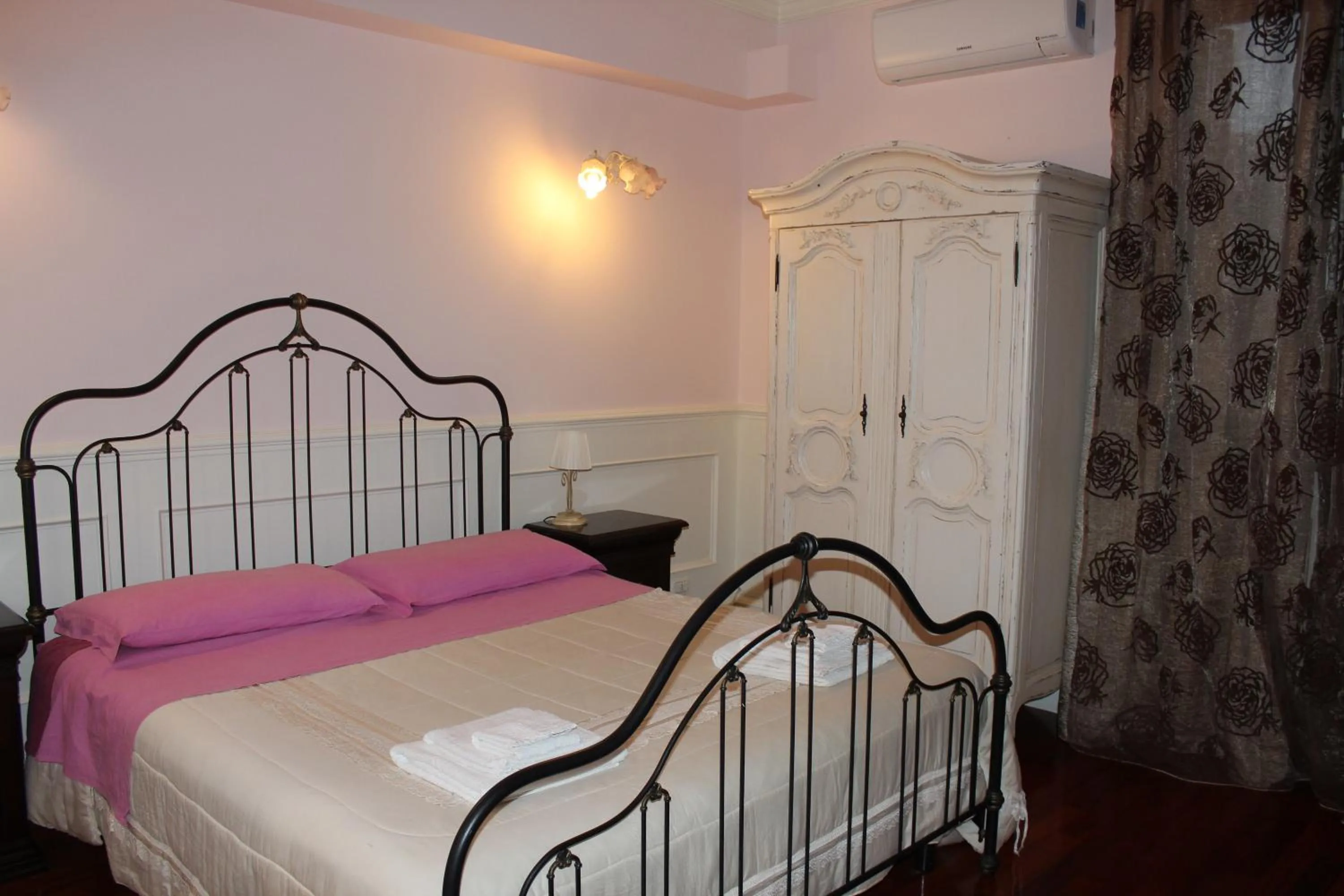 Bed in Villa Rò Luxury