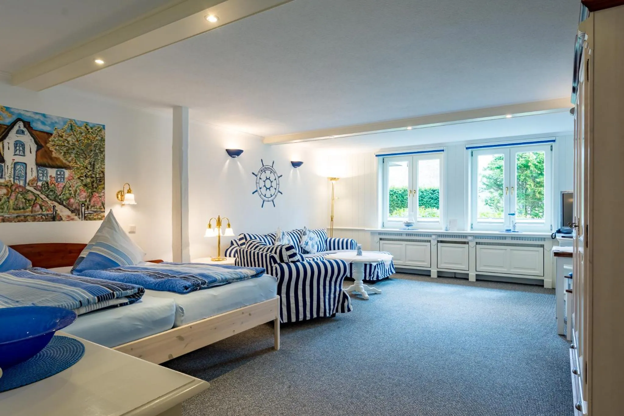 Photo of the whole room, Bed in Inselhotel Arfsten