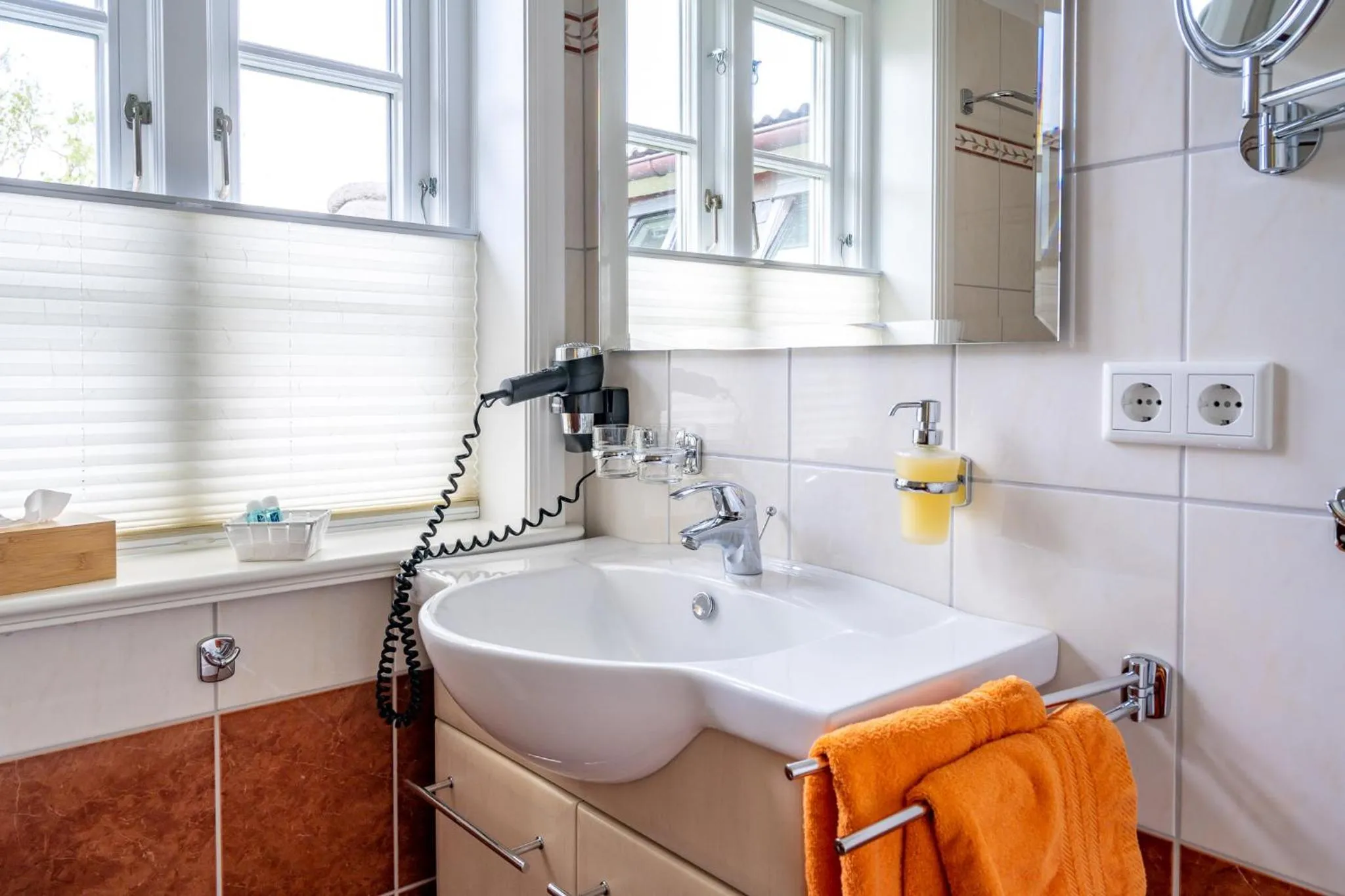 Bathroom in Inselhotel Arfsten