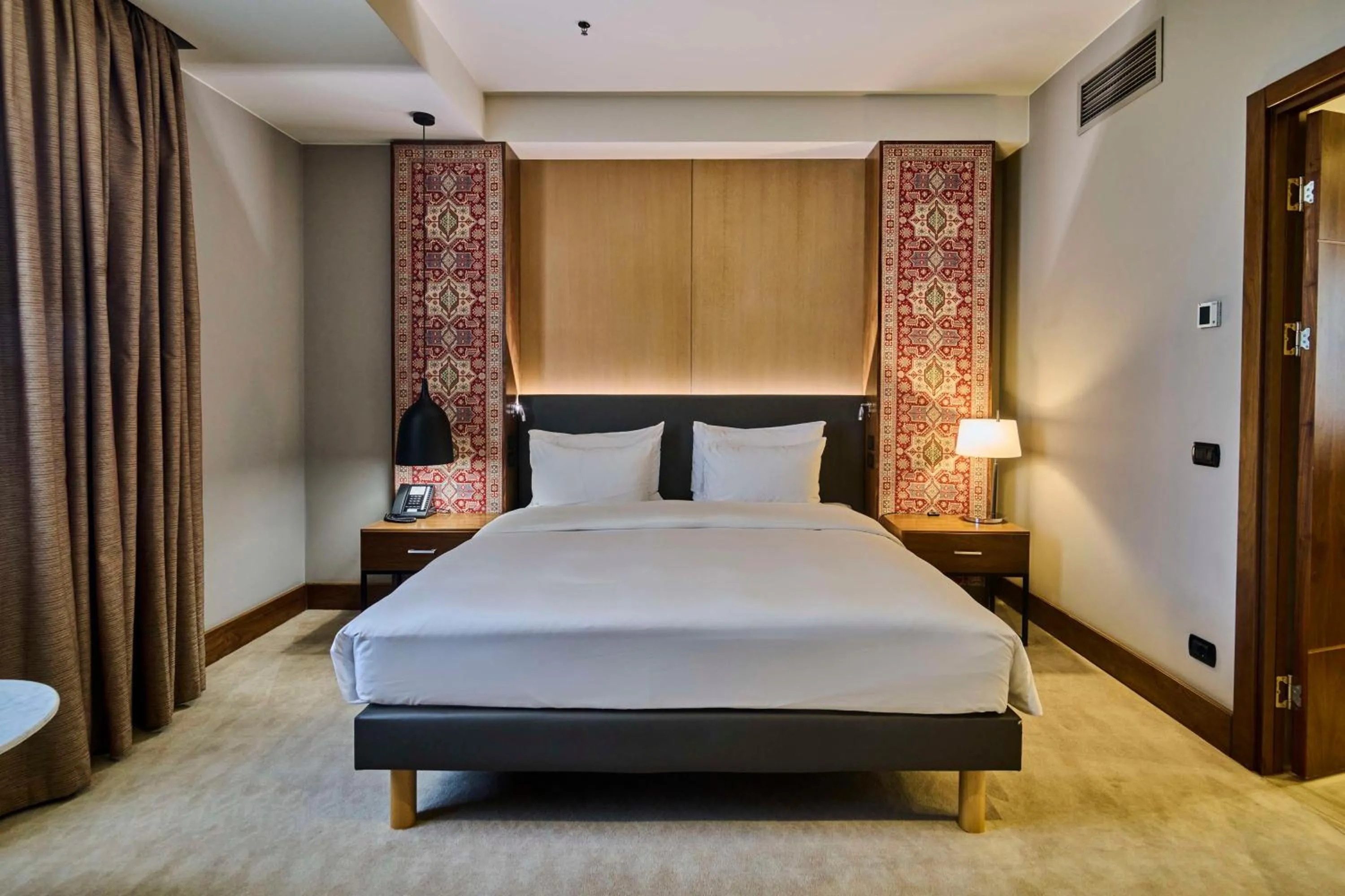 Photo of the whole room, Bed in Radisson BLU Hotel Yerevan