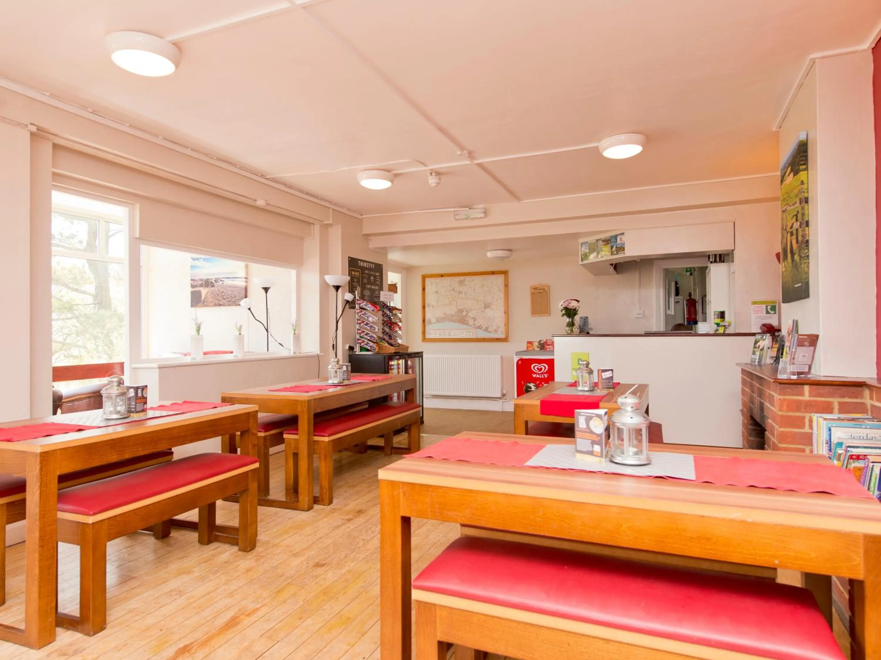 Dining area in YHA Truleigh Hill