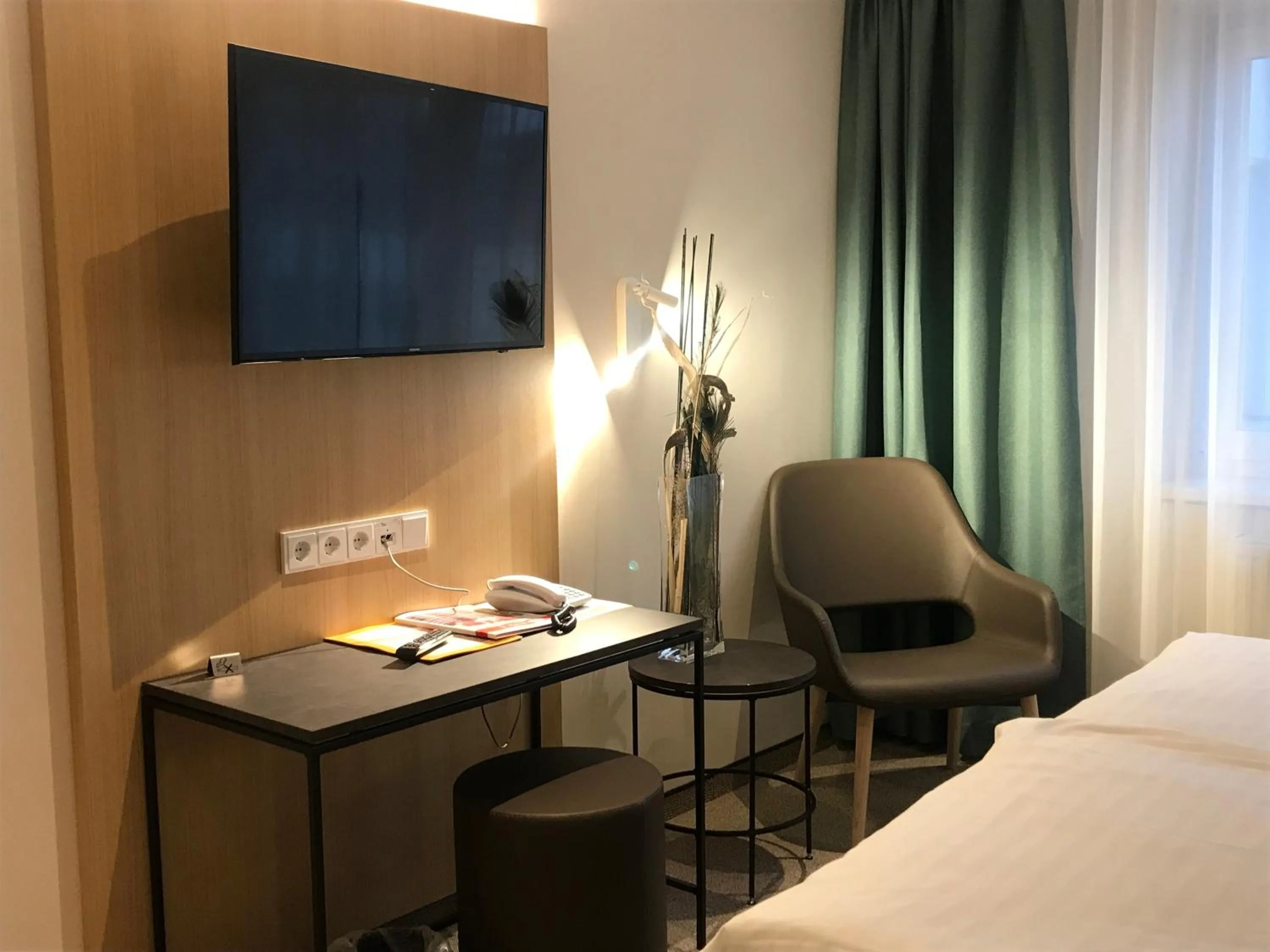 Photo of the whole room, Bed in Hotel & Restaurant Graf