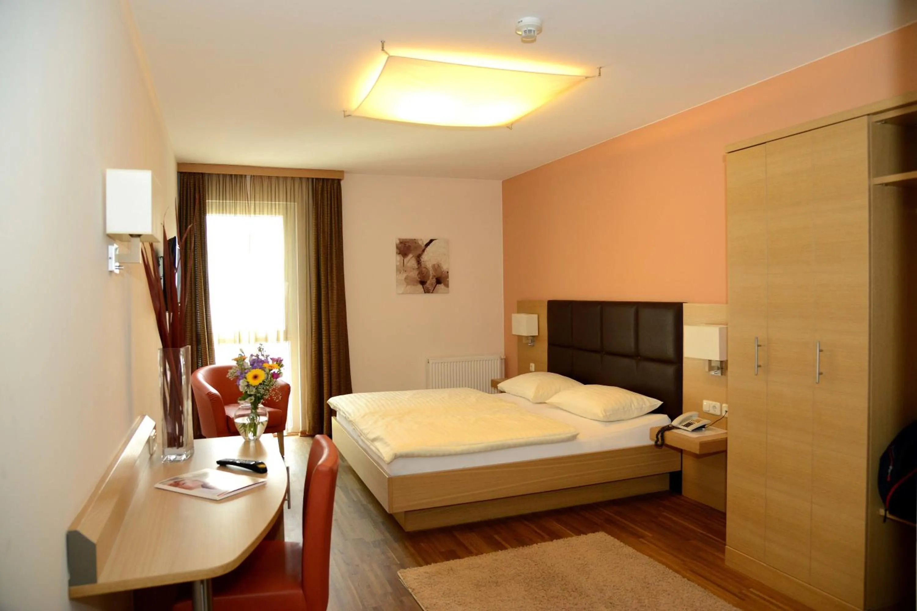 Photo of the whole room, Bed in Hotel & Restaurant Graf