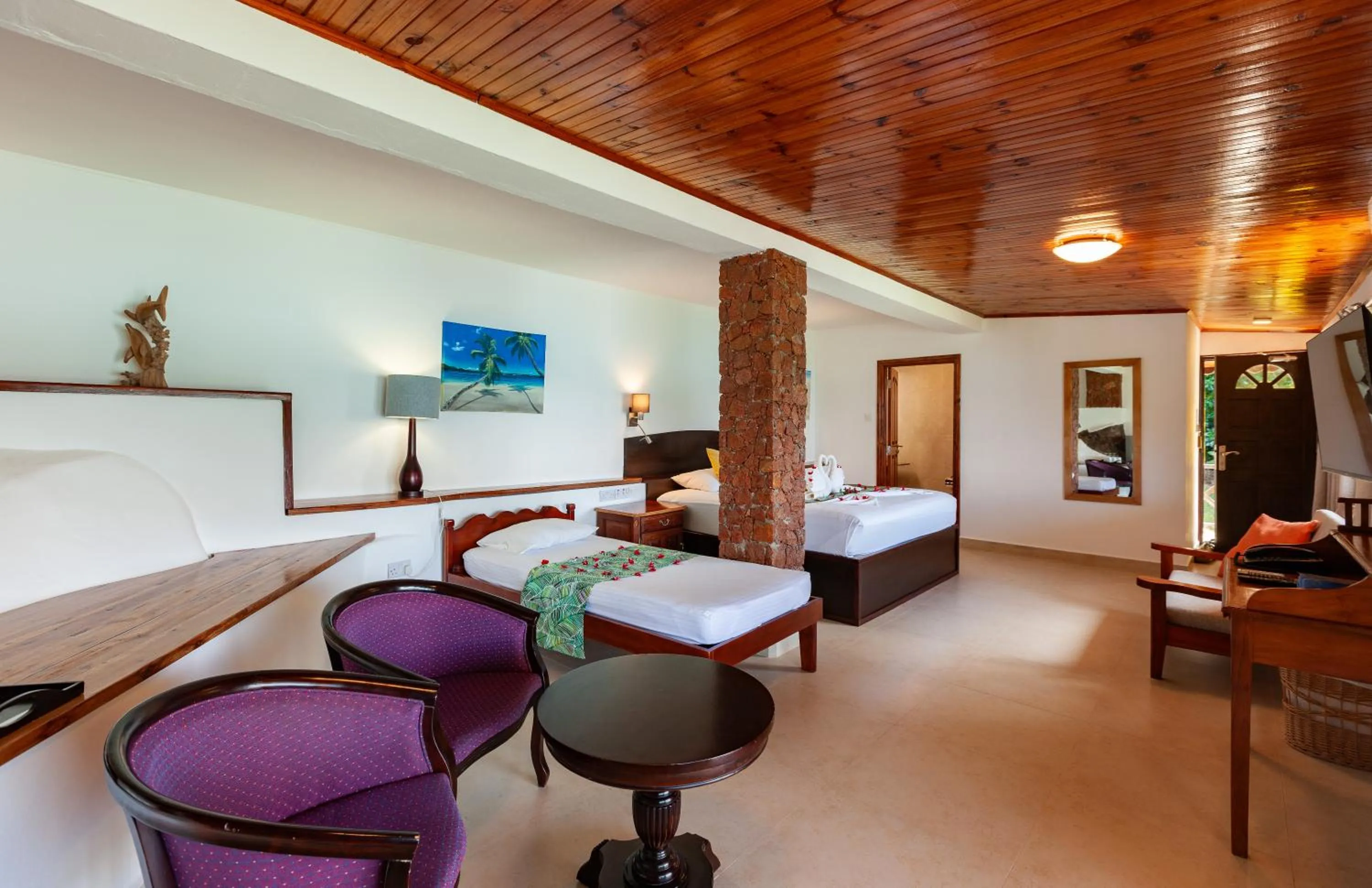 Bed in Colibri Hotel