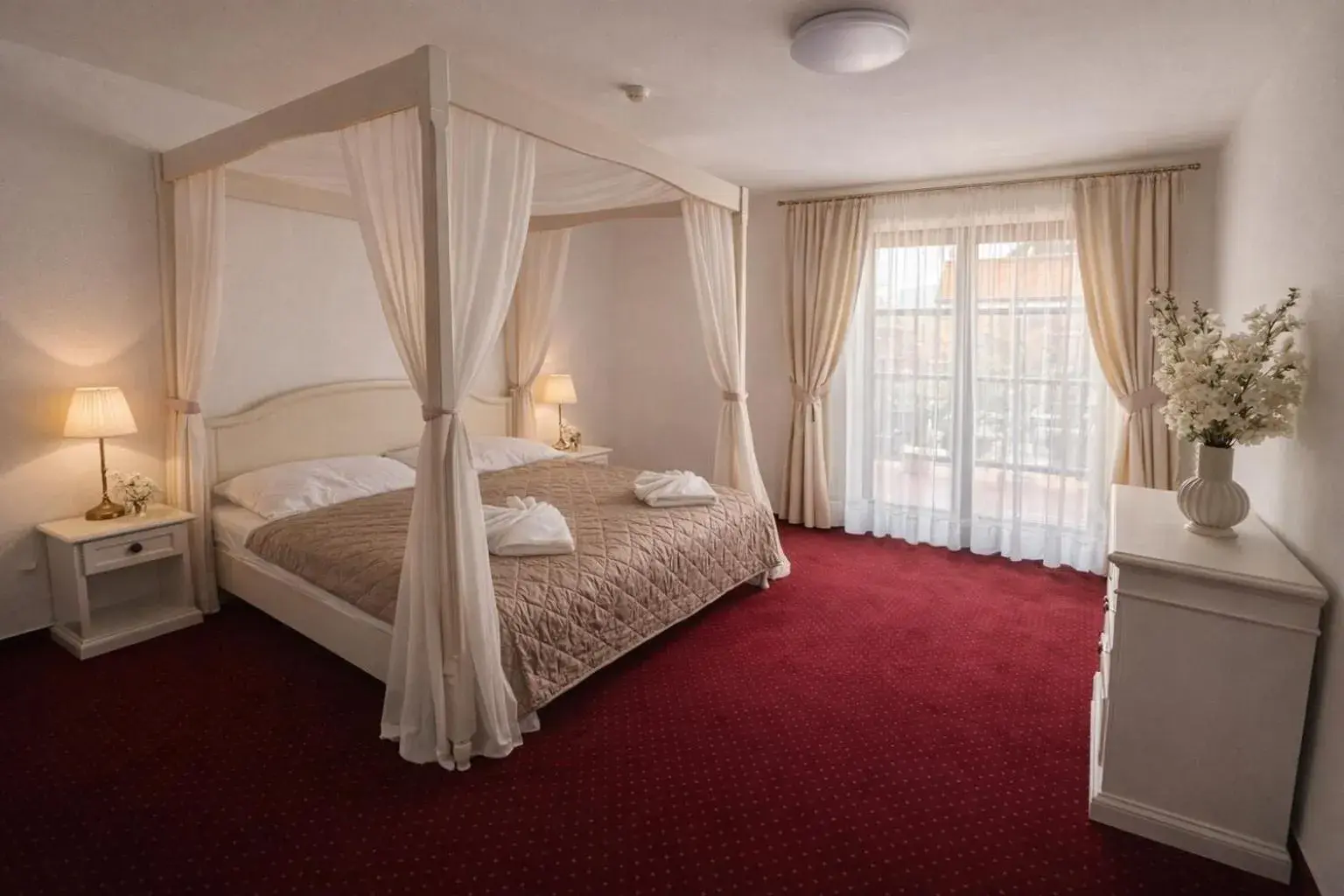 Apartment with Balcony in Hotel Sebastian u Hoffera Apartment with Balcony in Hotel Sebastian u Hoffera