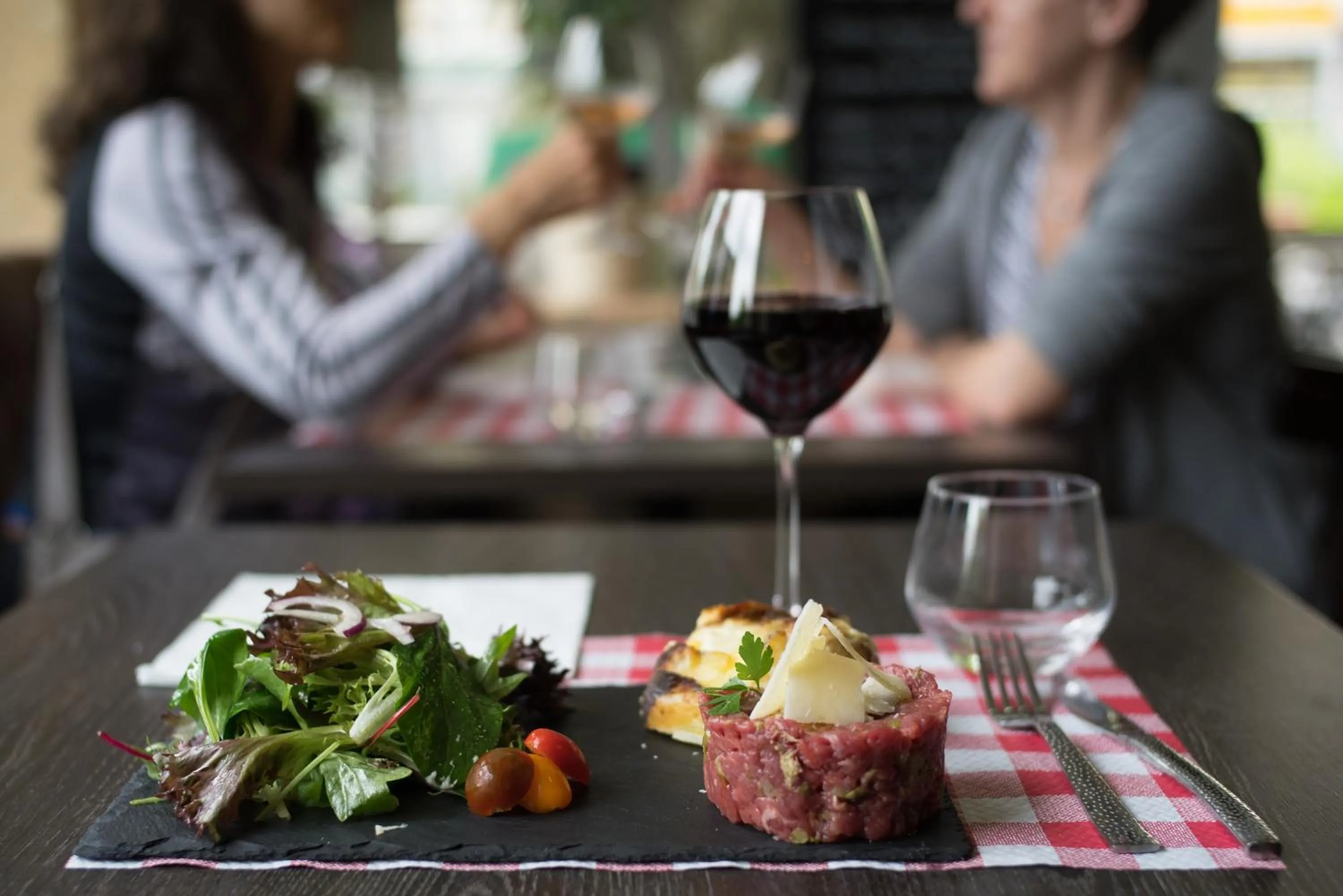 Restaurant/places to eat in Logis hôtel restaurant de Provence