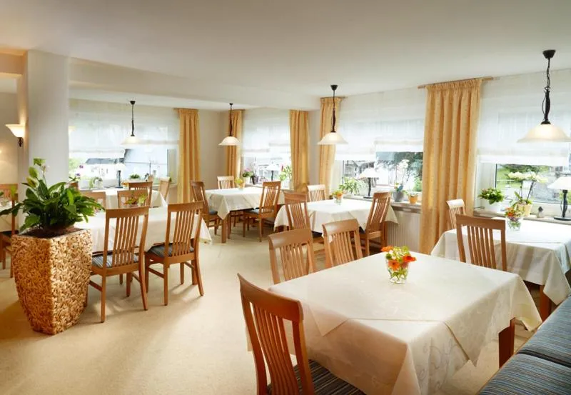 Restaurant/places to eat in Gästehaus Behle-Schäperken
