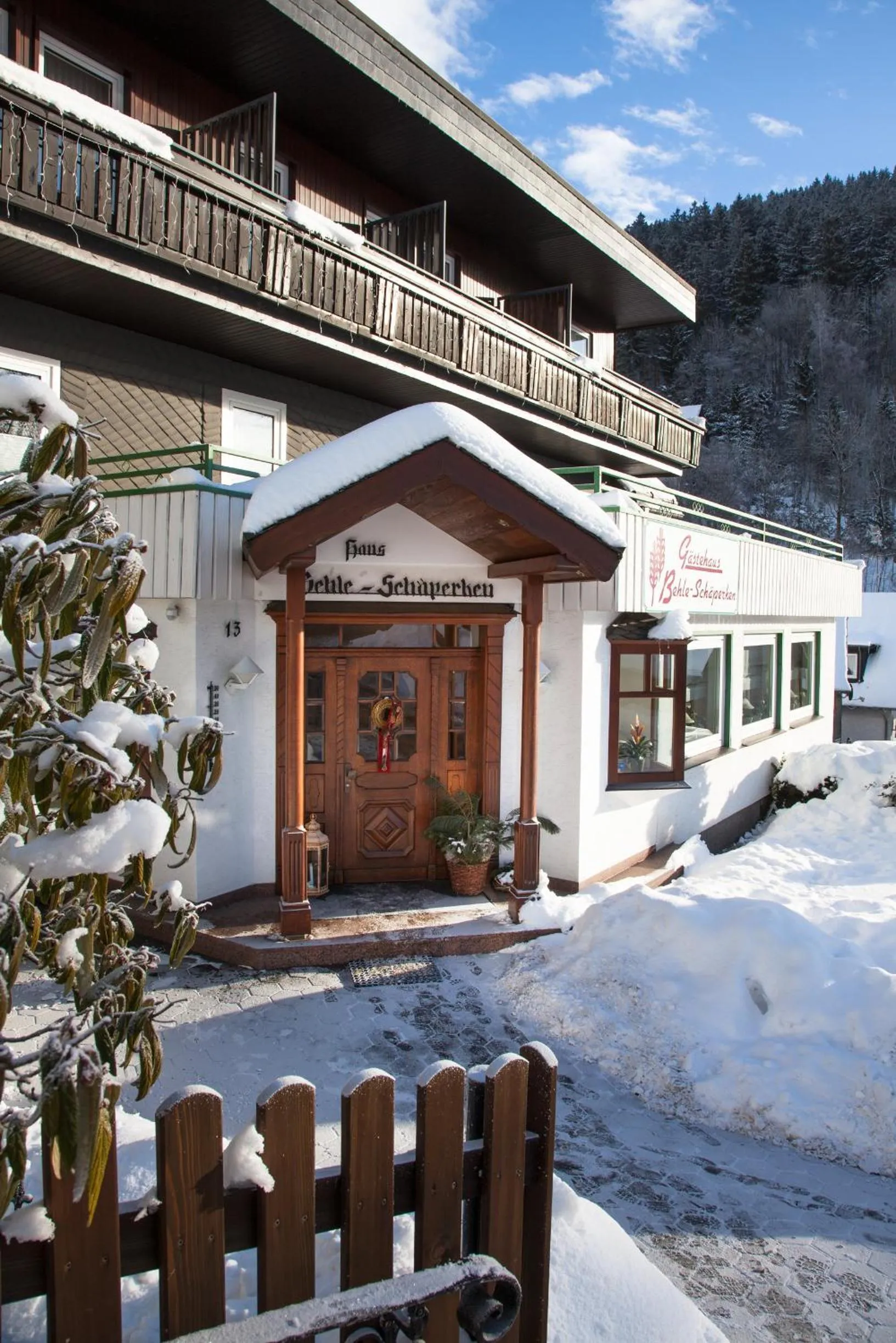 Facade/entrance in Gästehaus Behle-Schäperken