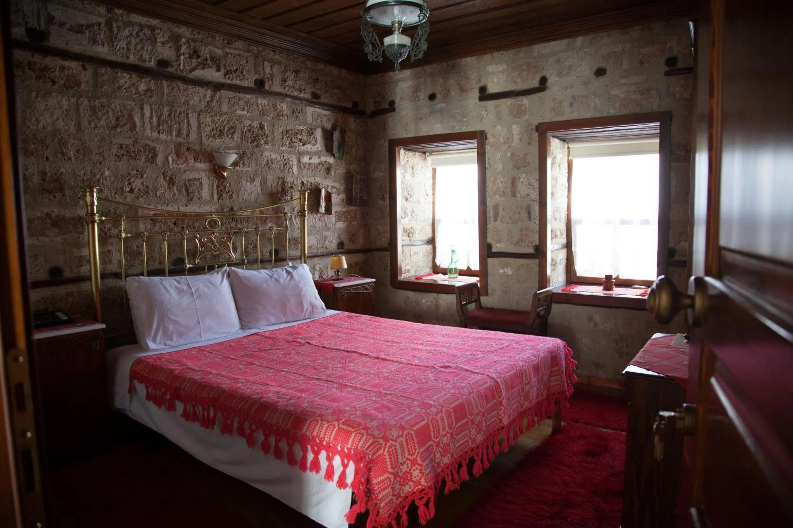 Bed in Hagiati Guesthouse - Edessa Cozy Mountain Retreat