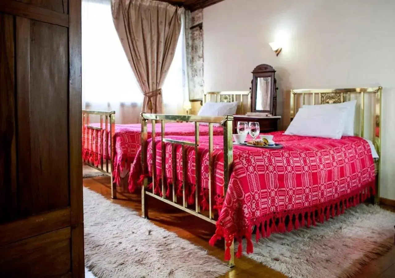 Standard Twin Room in Hagiati Guesthouse - Edessa Cozy Mountain Retreat Standard Twin Room in Hagiati Guesthouse - Edessa Cozy Mountain Retreat