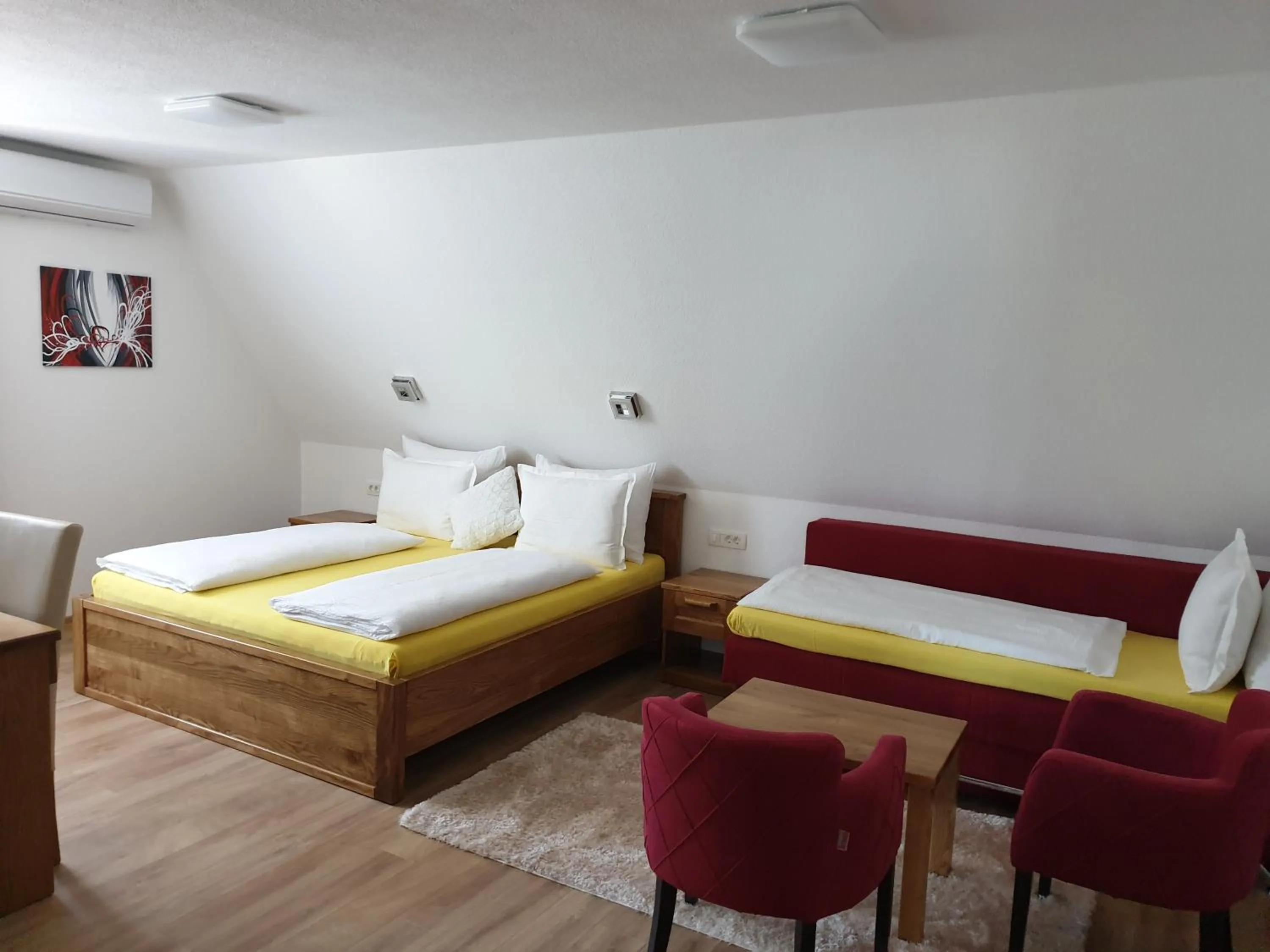 Photo of the whole room in Pansion Breza