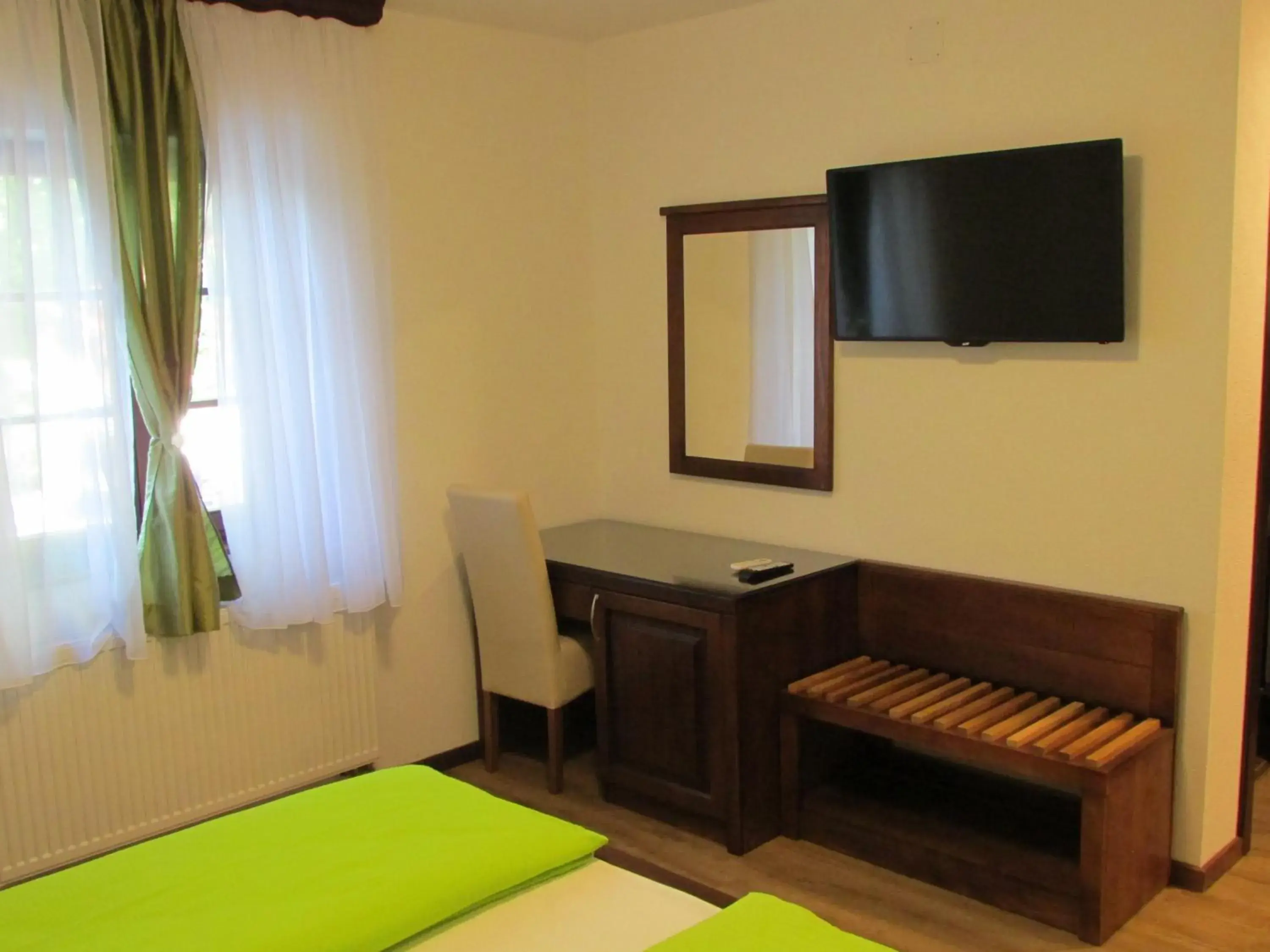 TV and multimedia, Bed in Pansion Breza TV and multimedia, Bed in Pansion Breza