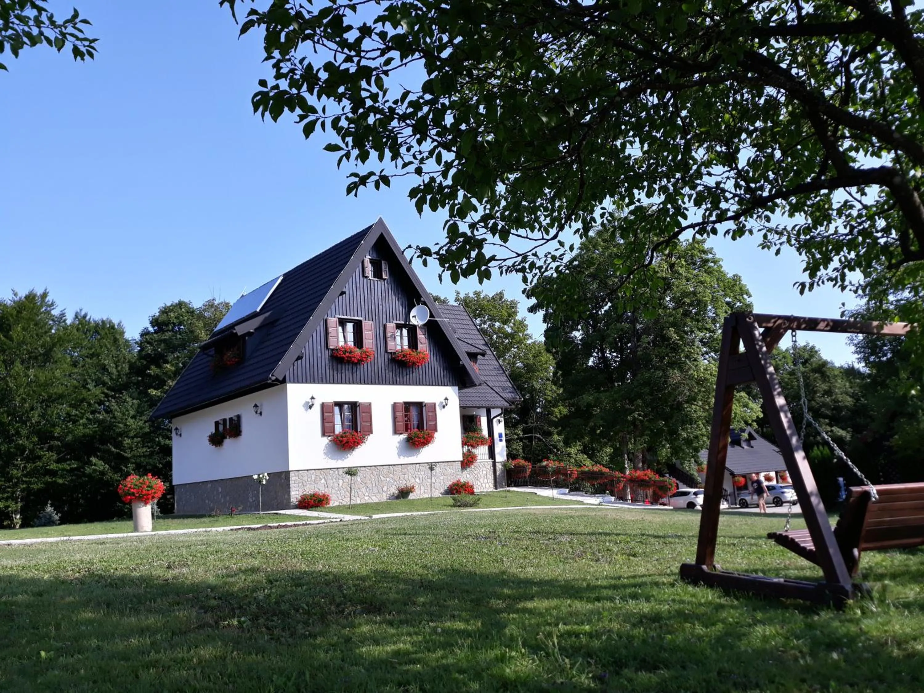 Property building in Pansion Breza