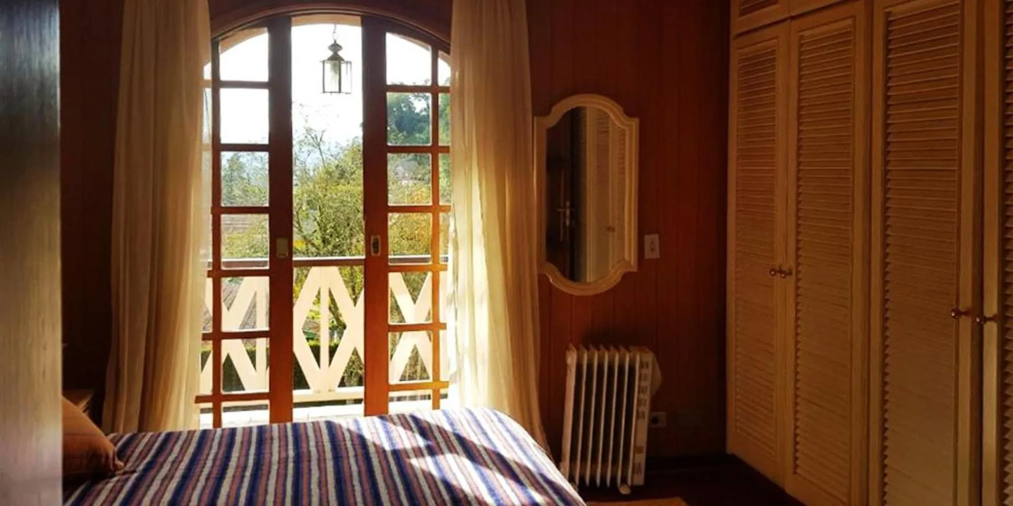 View (from property/room), Bed in Pousada Casa dos Sonhos