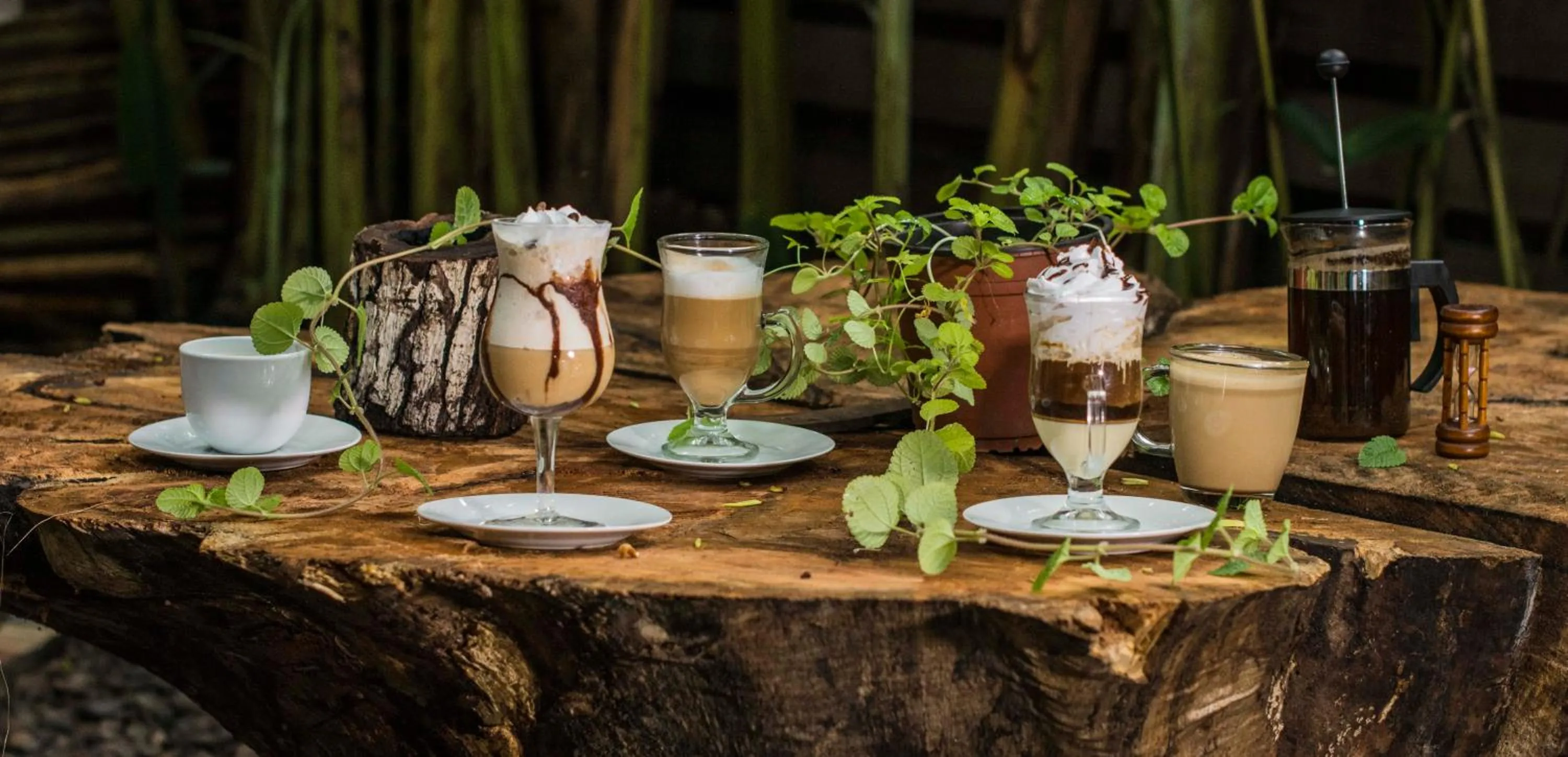 Restaurant/places to eat in Casa de Palos Boutique