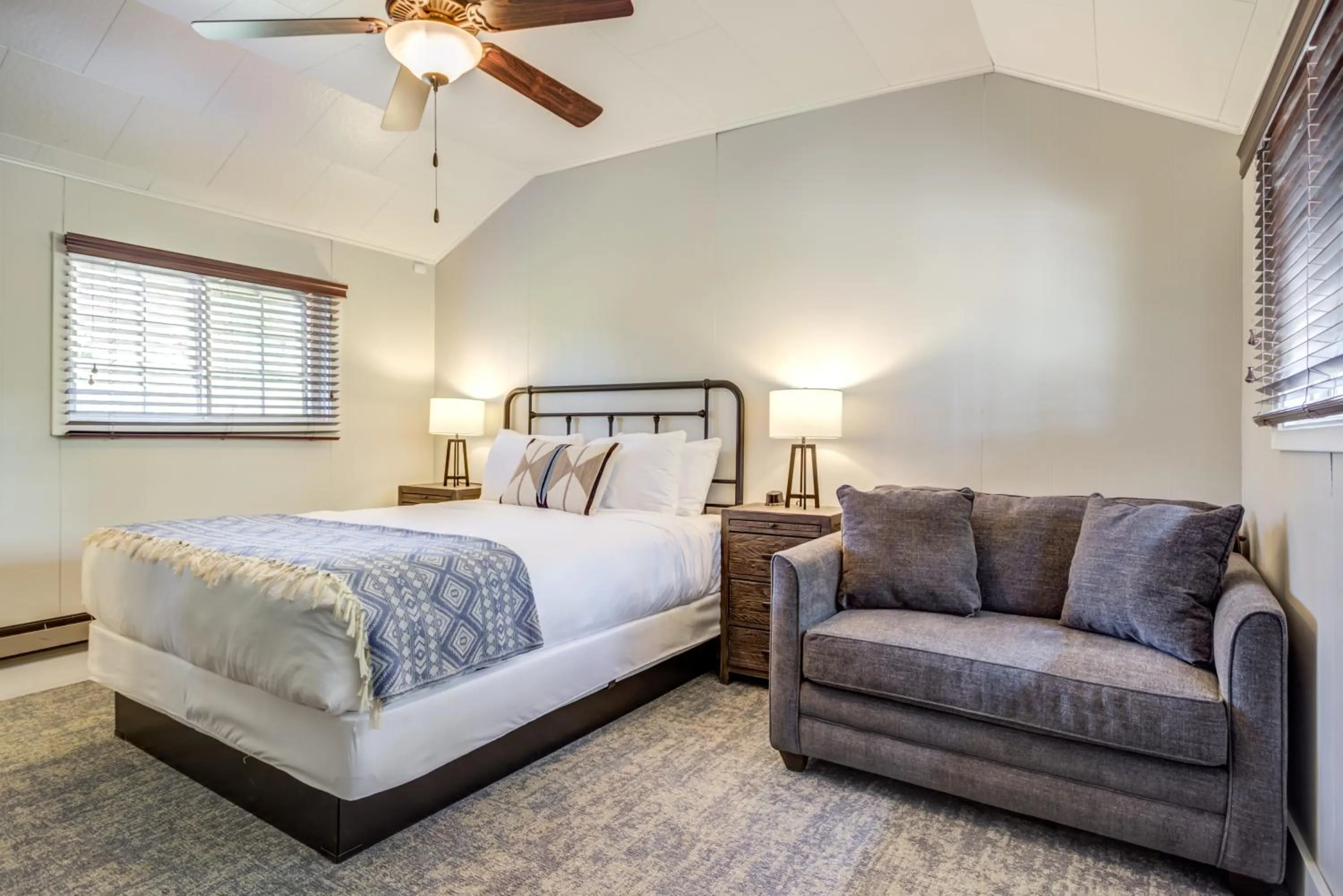 Bed in Grand Lake Lodge