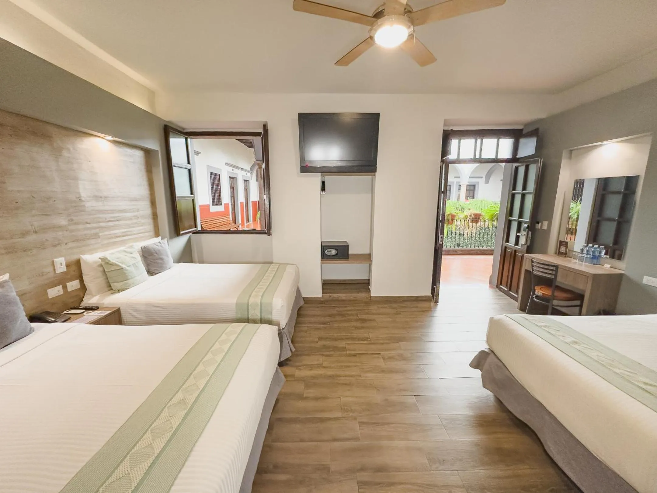 Bed in Hotel Hidalgo