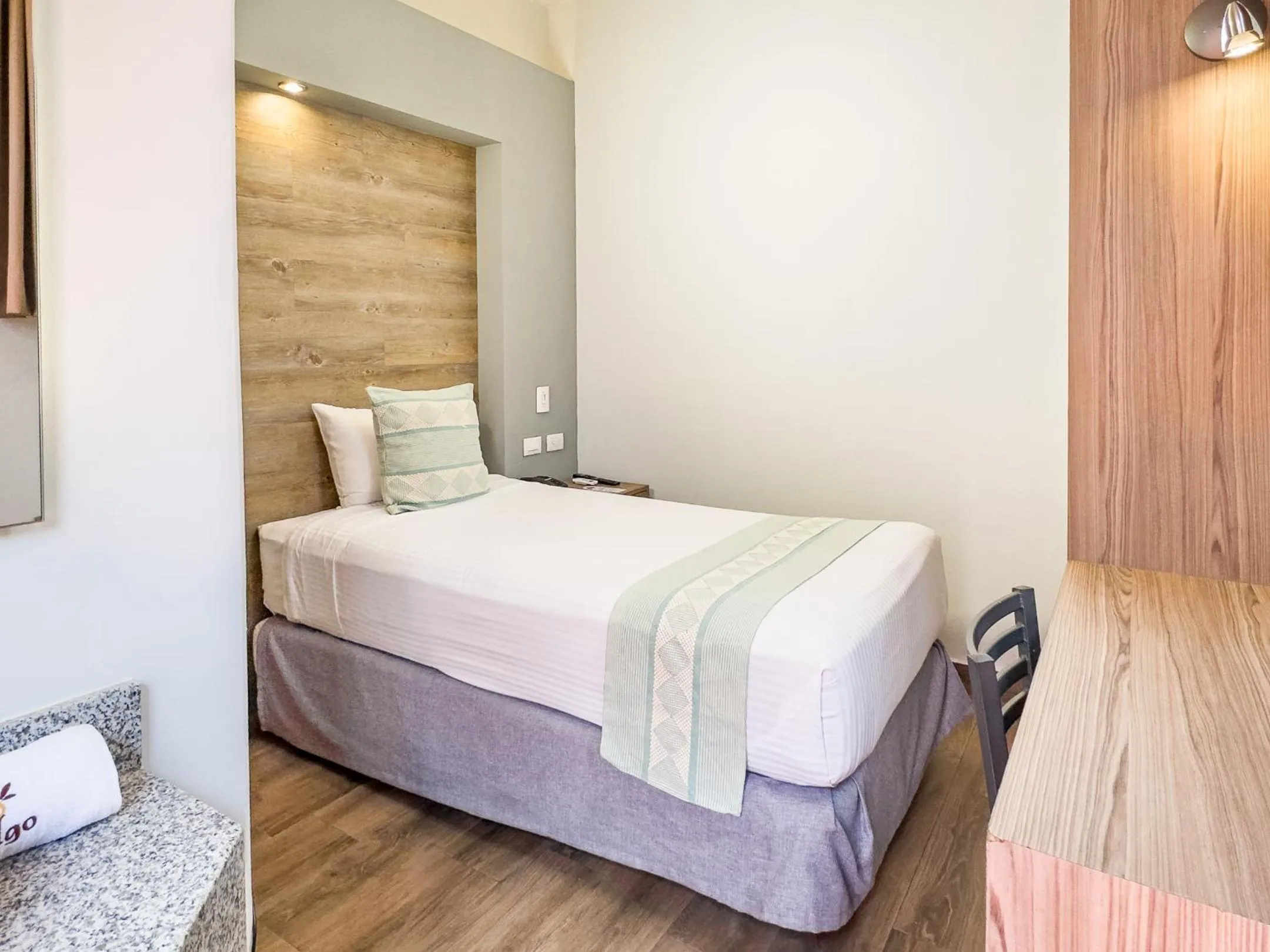 Photo of the whole room, Bed in Hotel Hidalgo