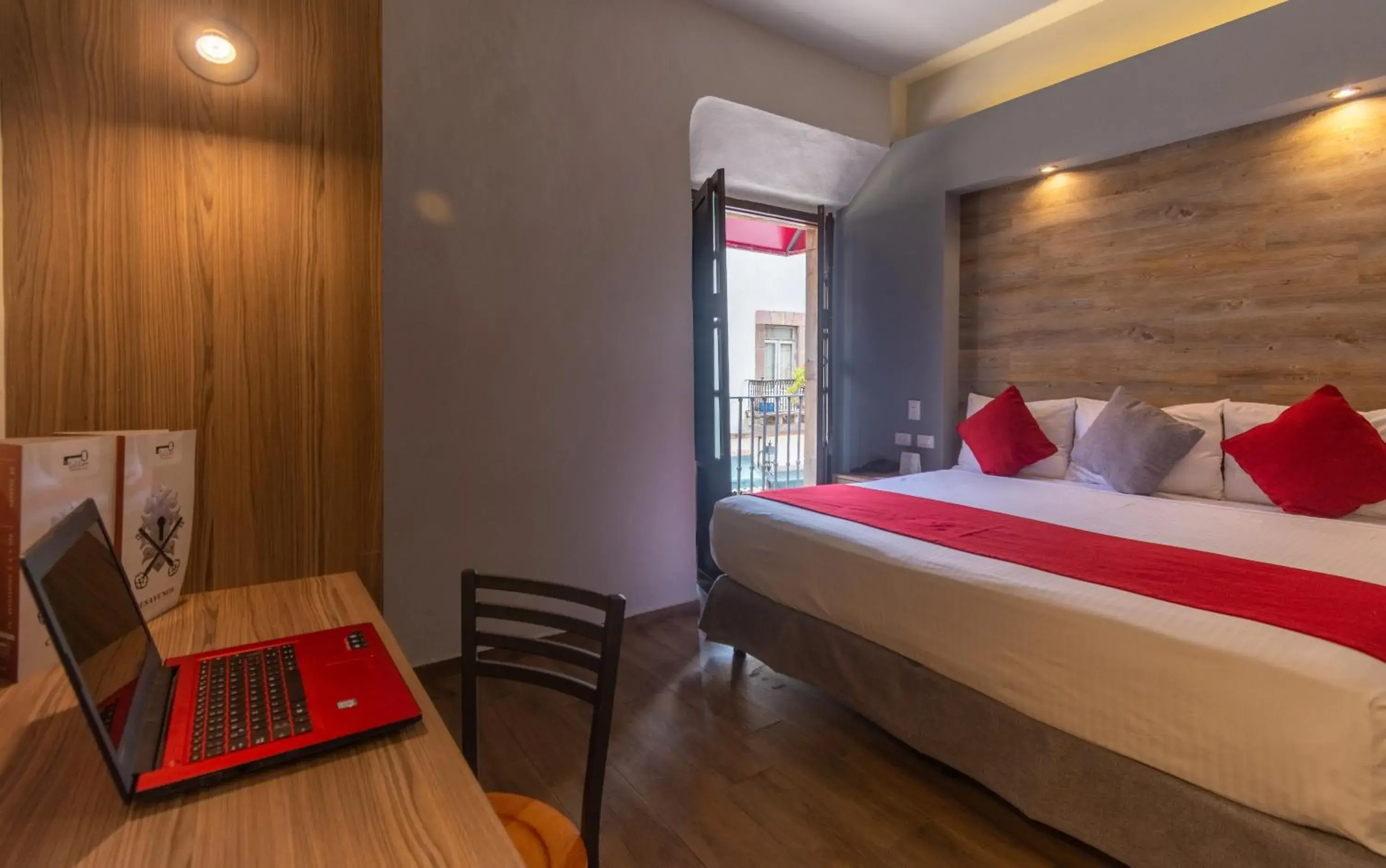 King Room with Balcony in Hotel Hidalgo King Room with Balcony in Hotel Hidalgo